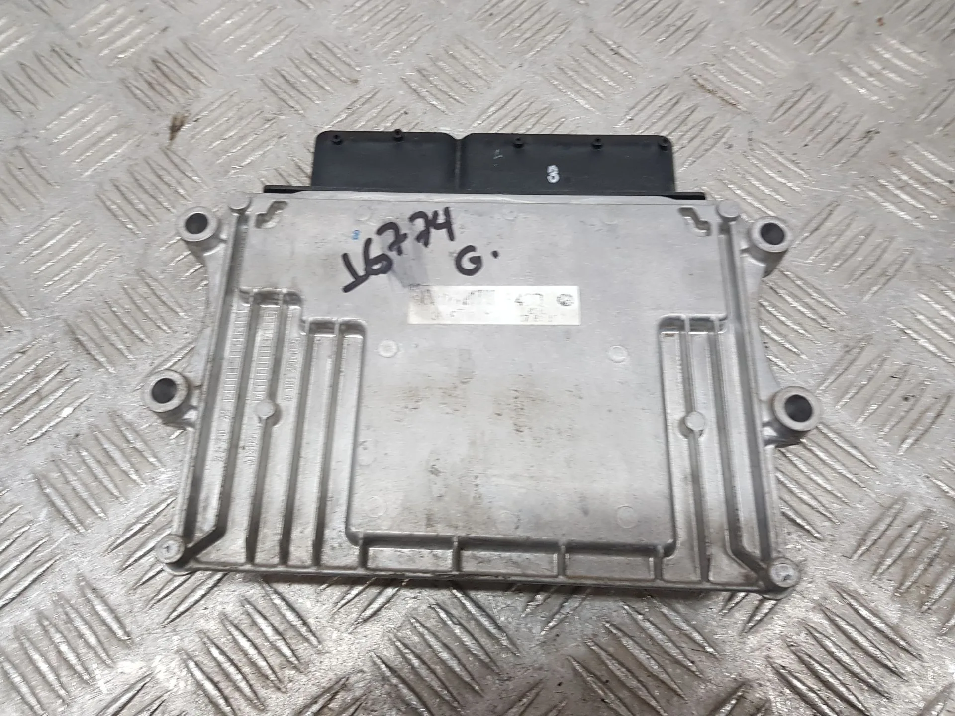 Centralita Motor Uce para Kia Cee'd (Jd)
