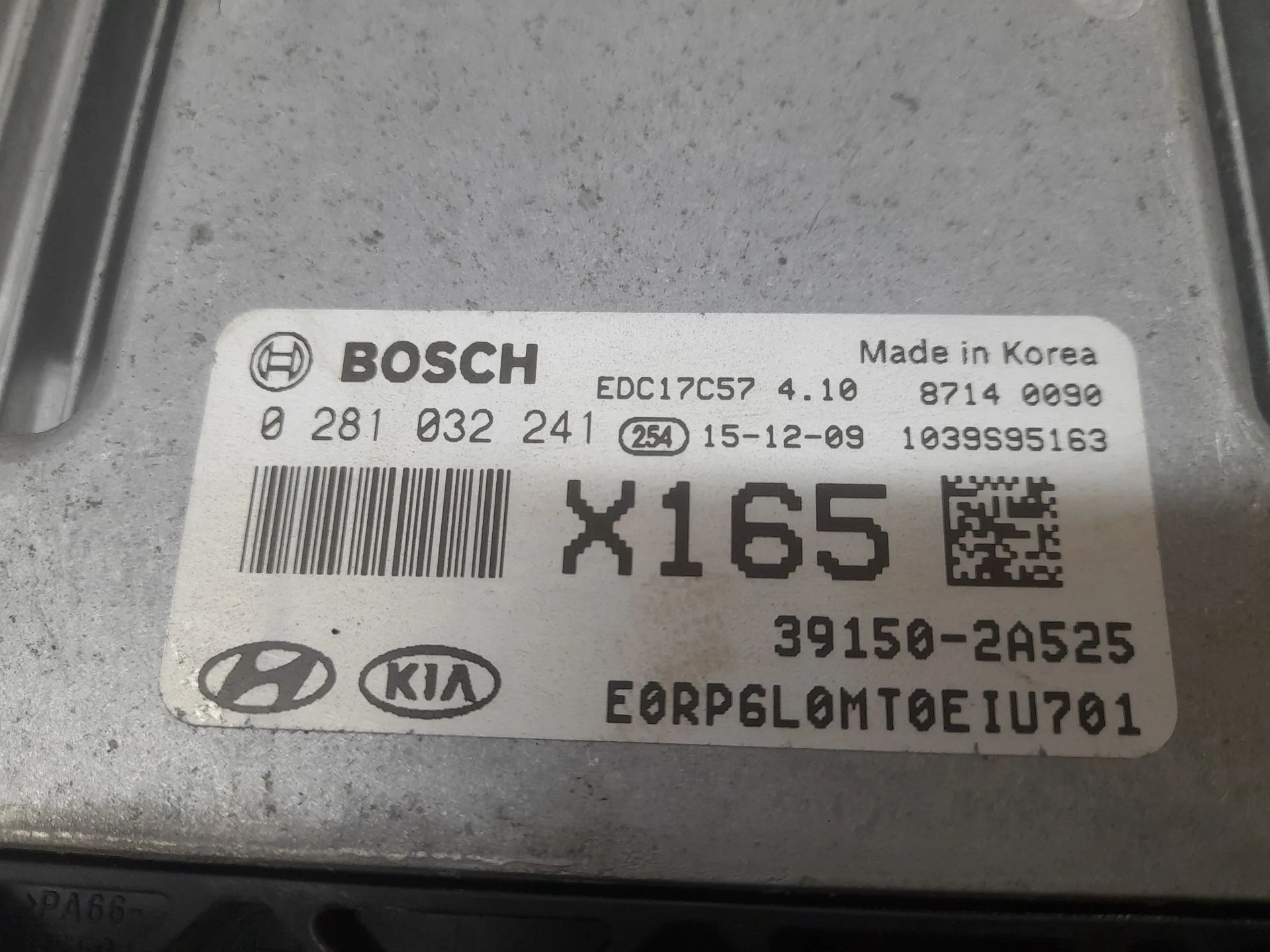 Centralita Motor Uce para Kia Carens Iv