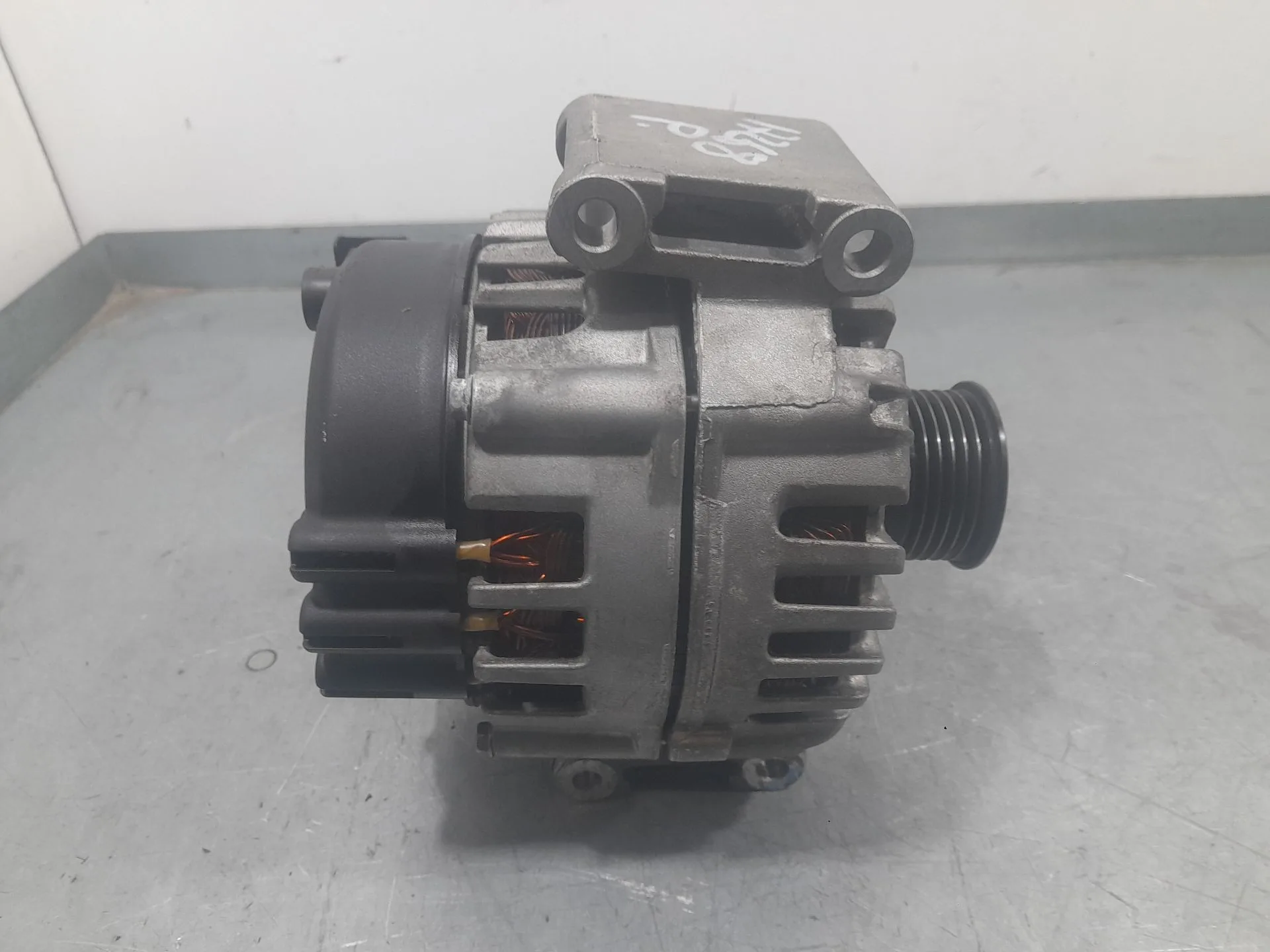 Alternador para Mercedes-Benz Clase C Descapotable (A205)