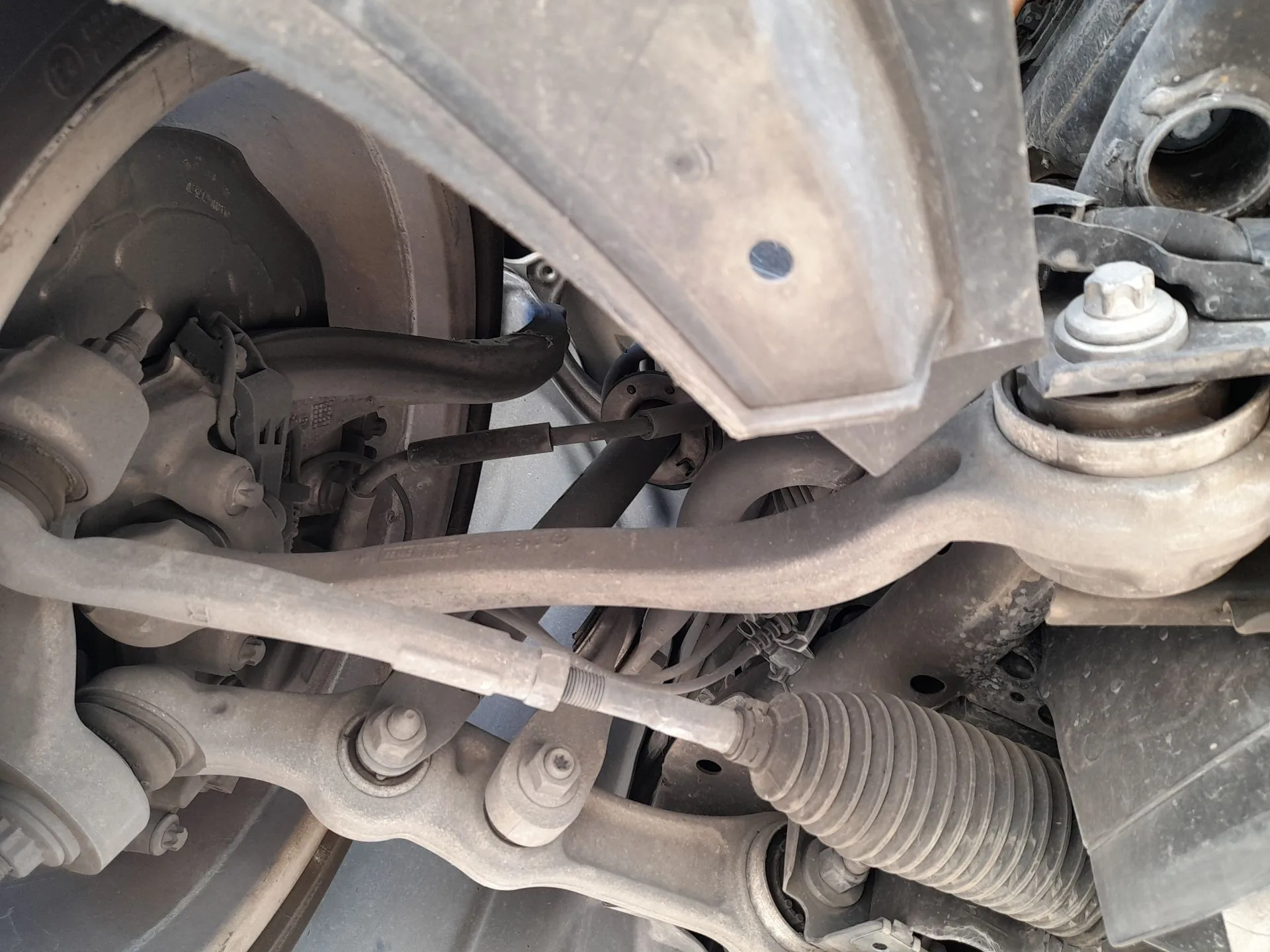 Brazo Suspension Inferior Delantero Derecho para Mercedes-Benz Clase C Descapotable (A205)