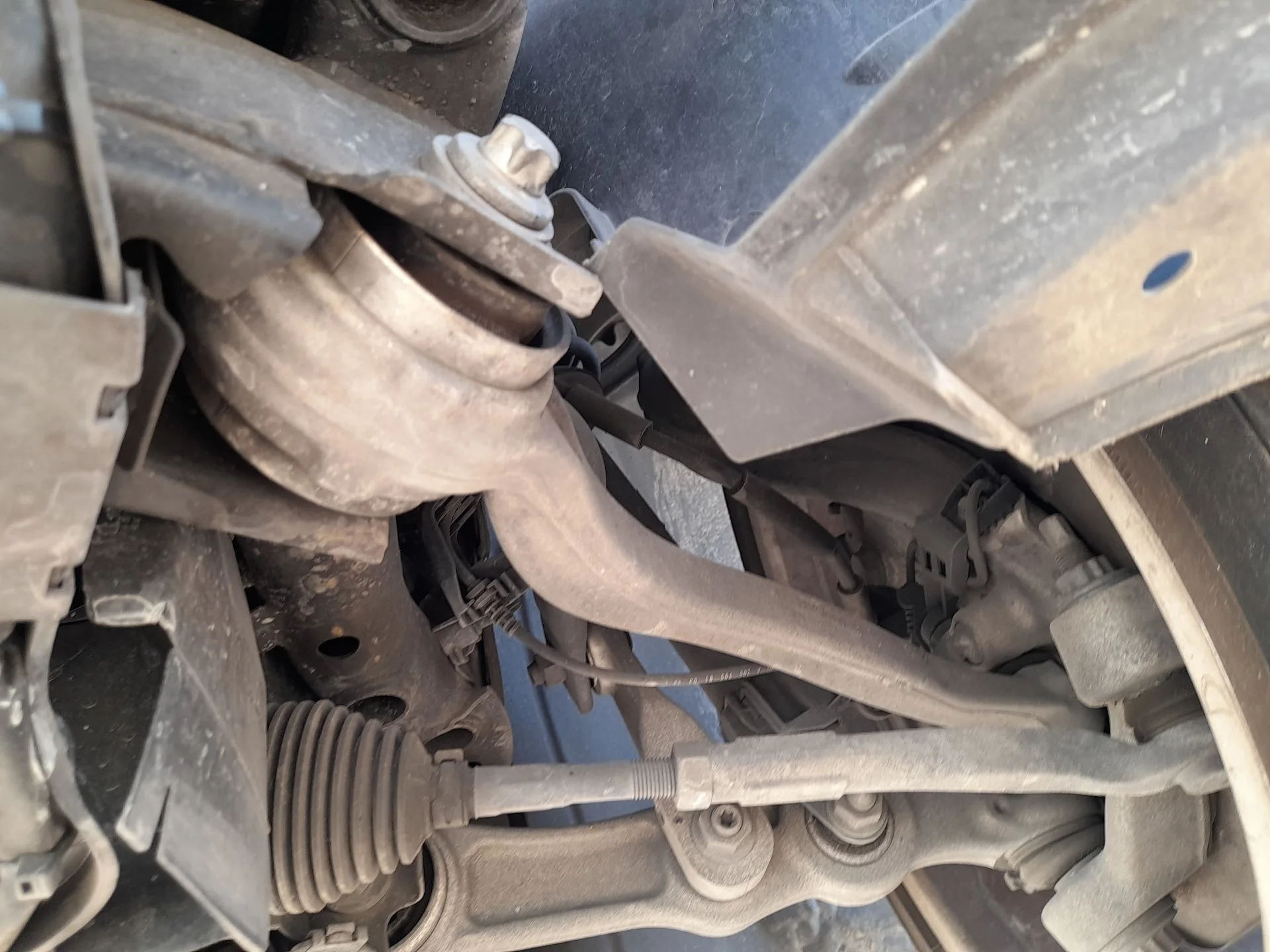 Brazo Suspension Inferior Delantero Derecho para Mercedes-Benz Clase C Descapotable (A205)