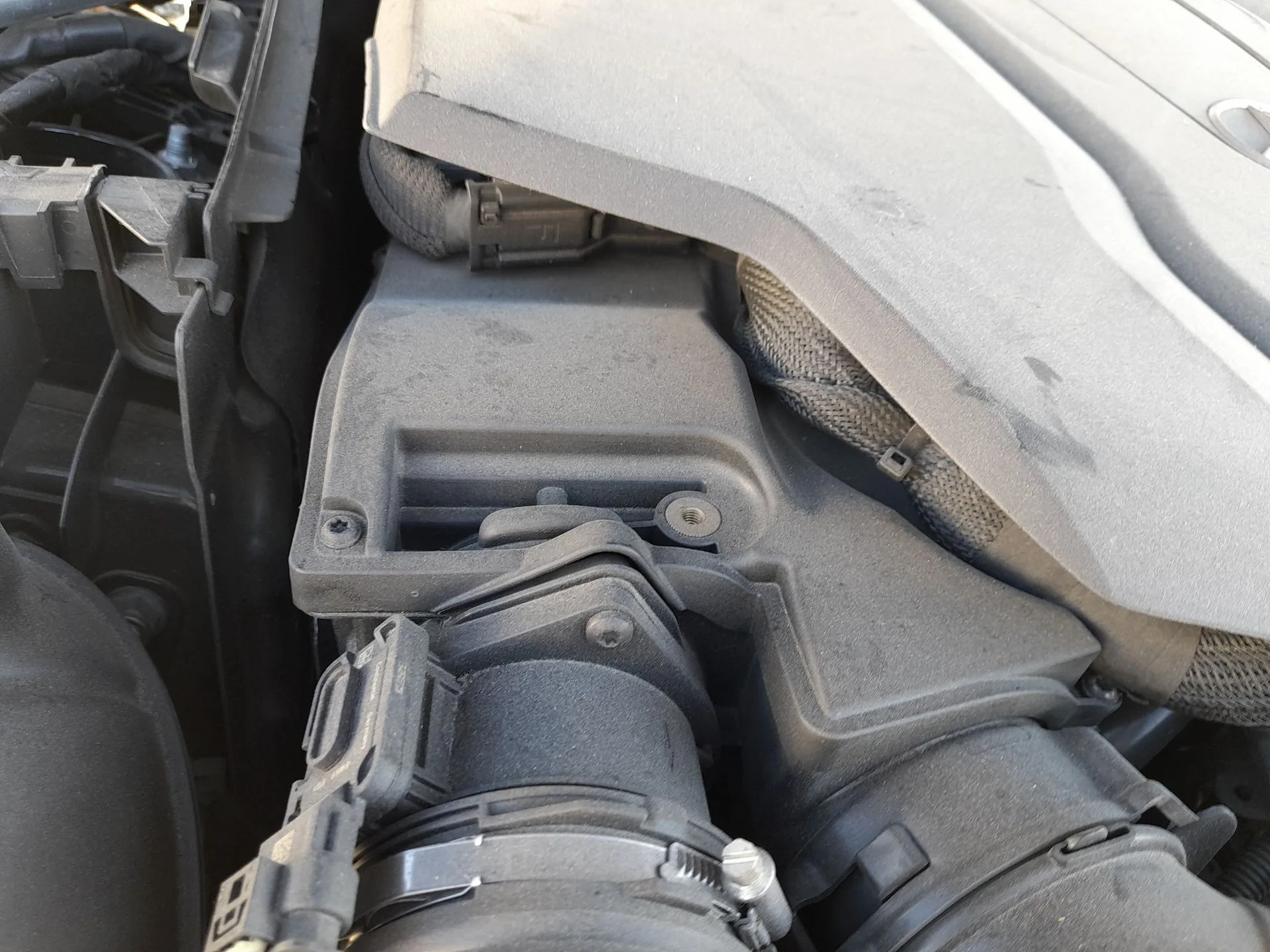 Carcasa Filtro Aire para Mercedes-Benz Clase C Descapotable (A205)