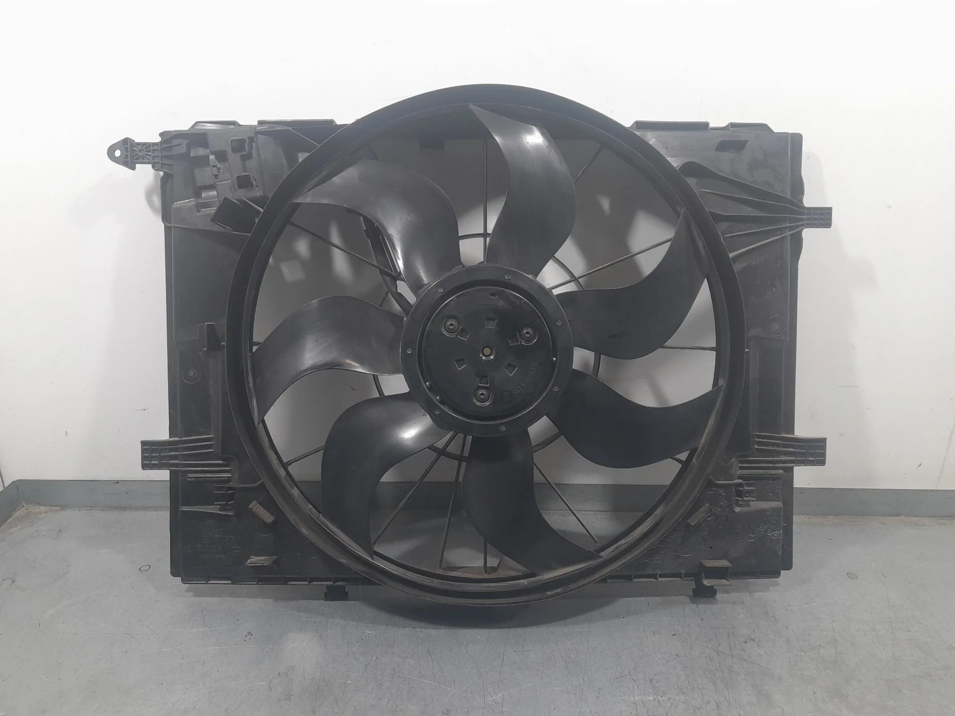 Electroventilador para Mercedes-Benz Clase C Descapotable (A205)