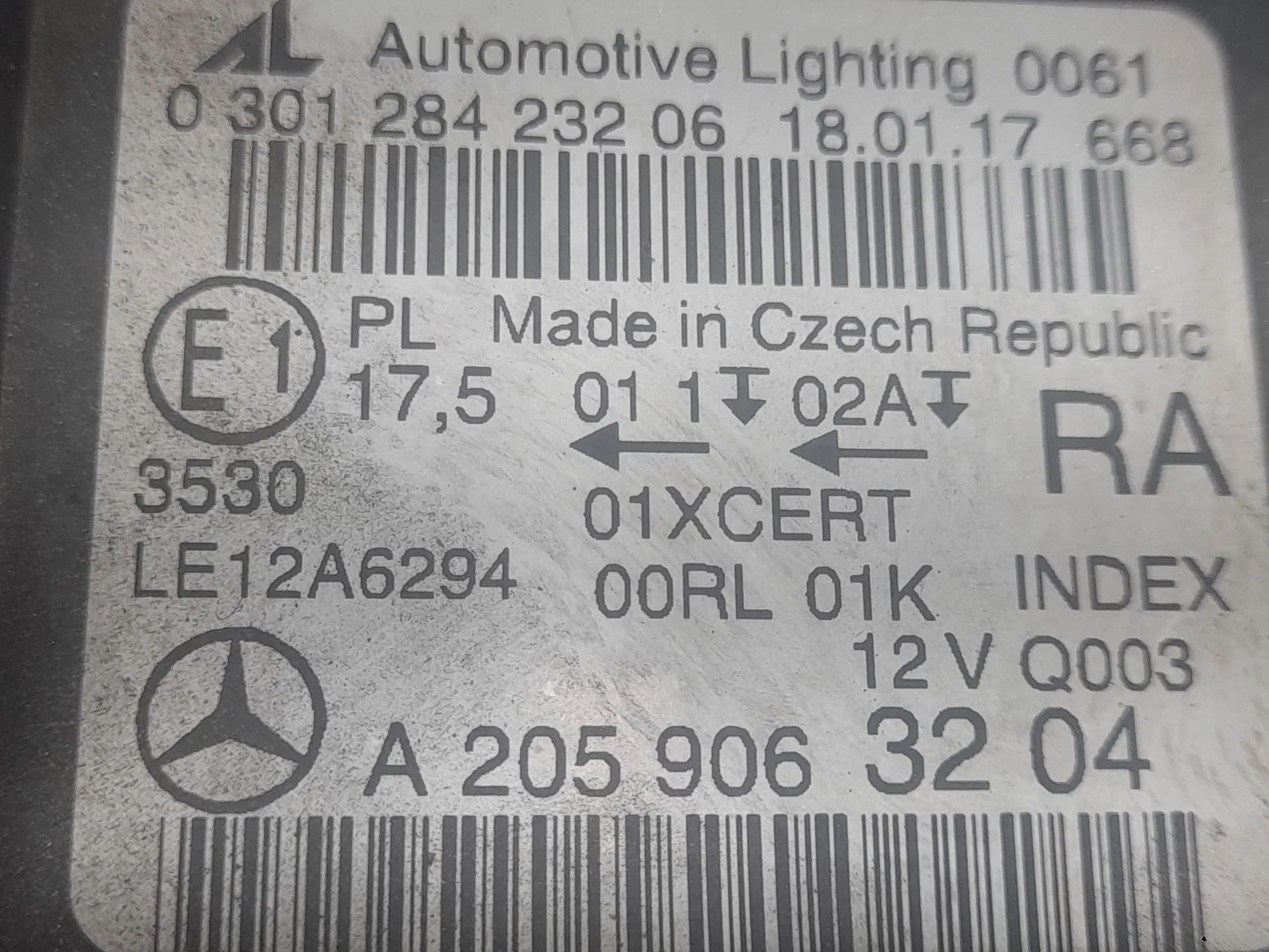 Faro Derecho para Mercedes-Benz Clase C Descapotable (A205)