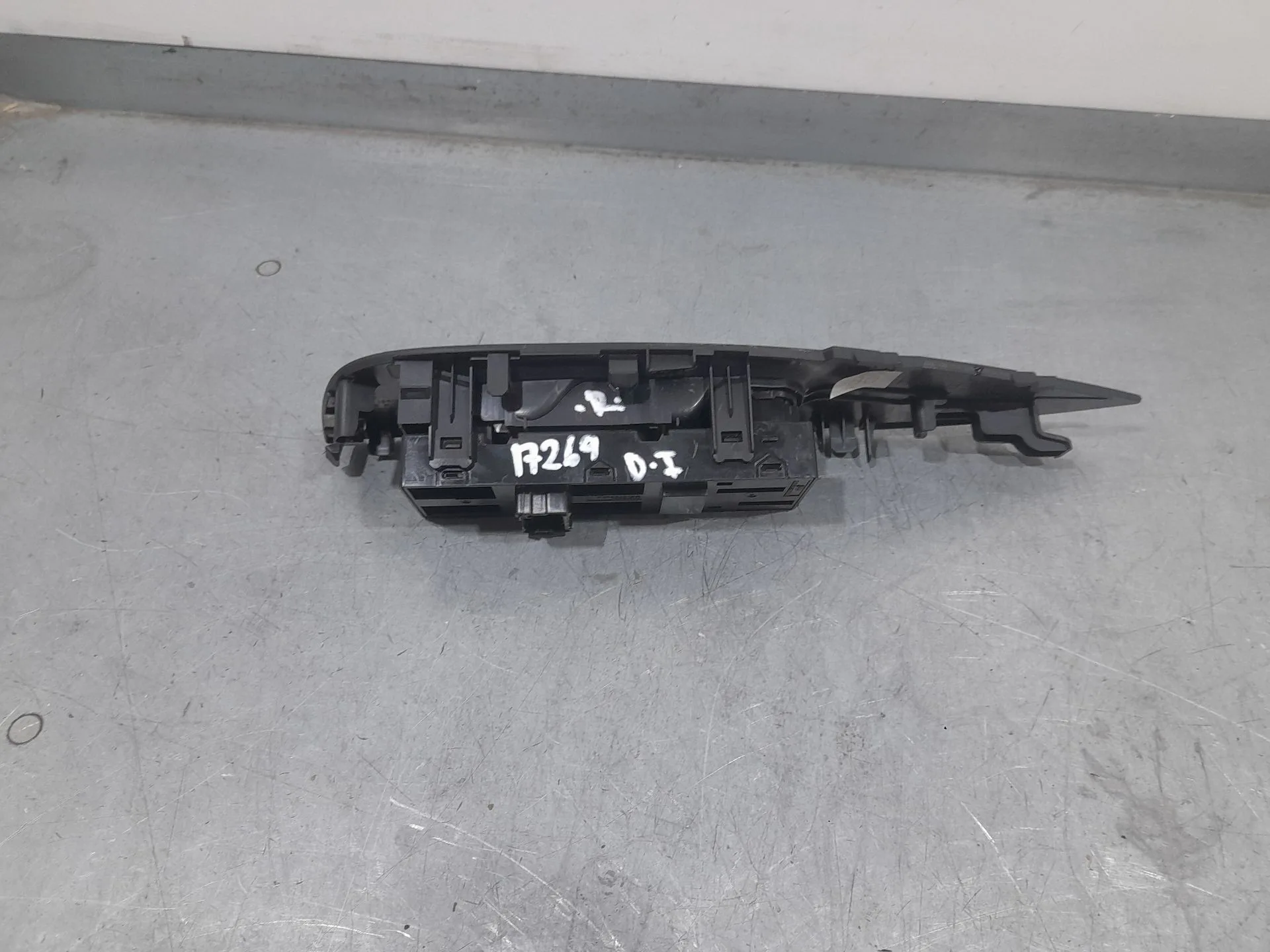 Mando Elevalunas Delantero Izquierdo para Nissan Qashqai Ii (J11, J11_)