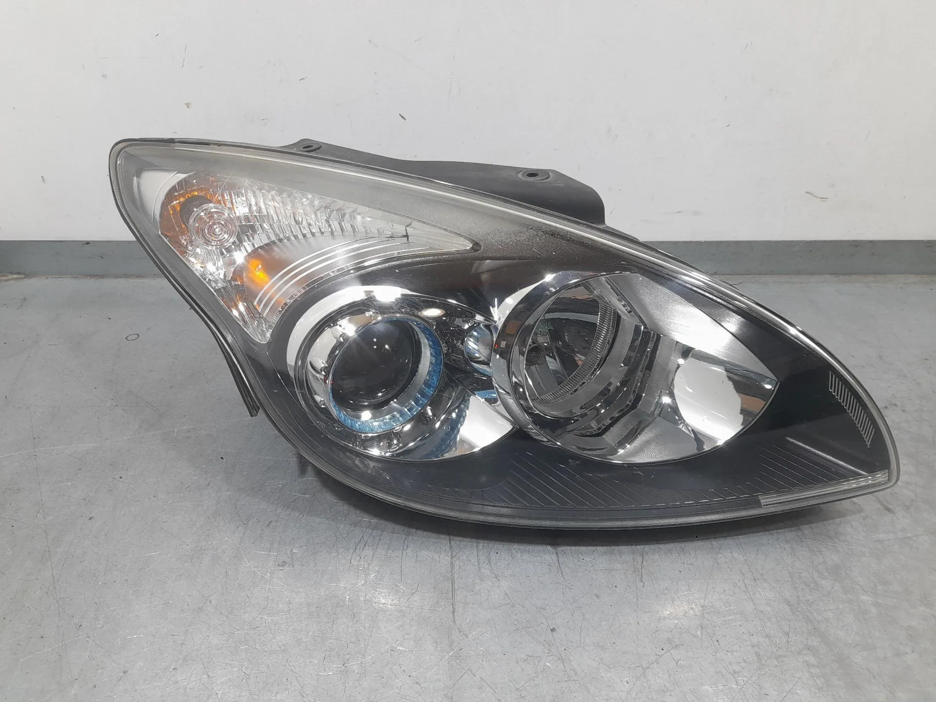 Faro Derecho para Hyundai I30 (Fd)