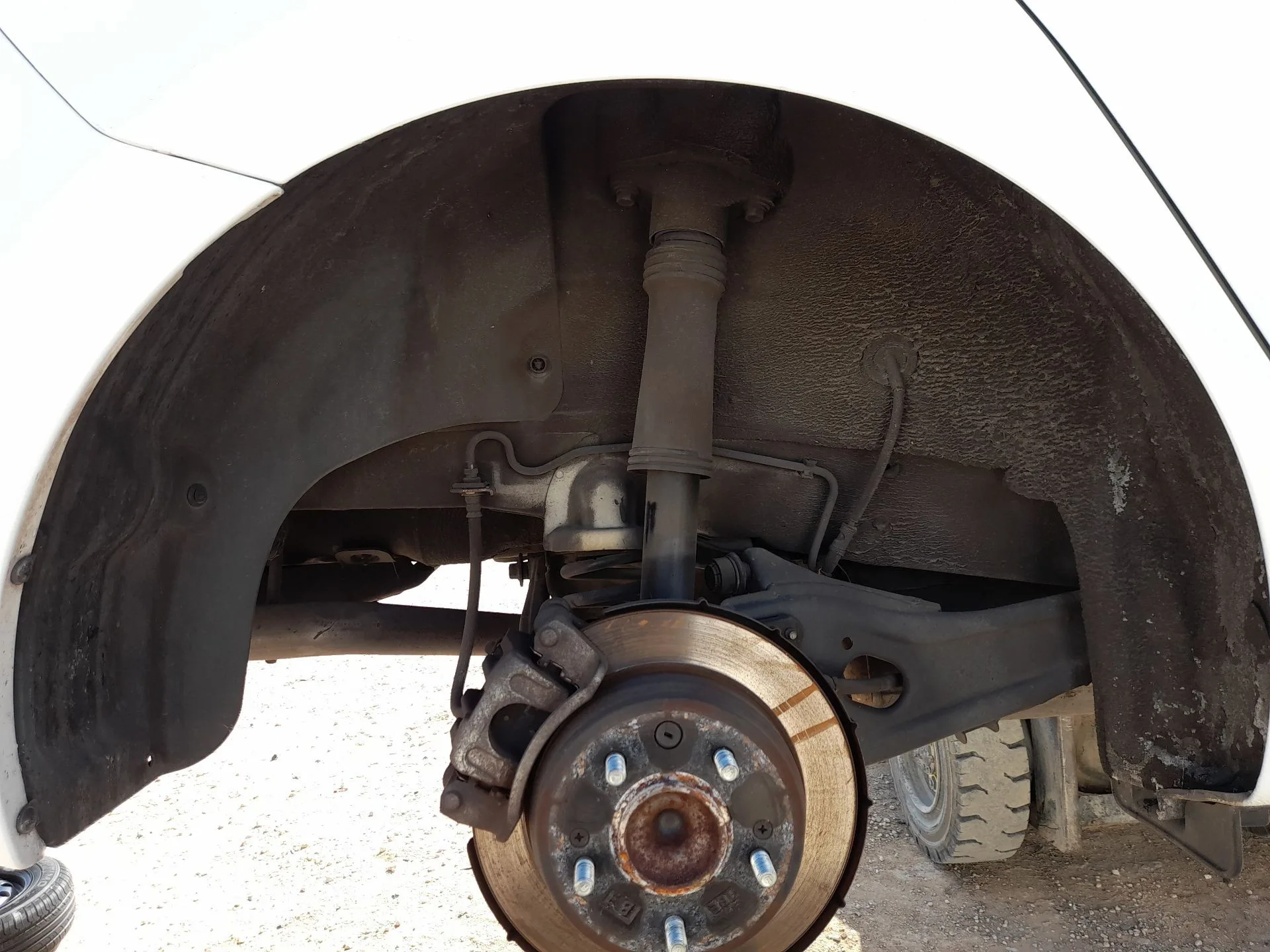 Plastico Pase Rueda Tras. Dch. para Hyundai I30 (Fd)