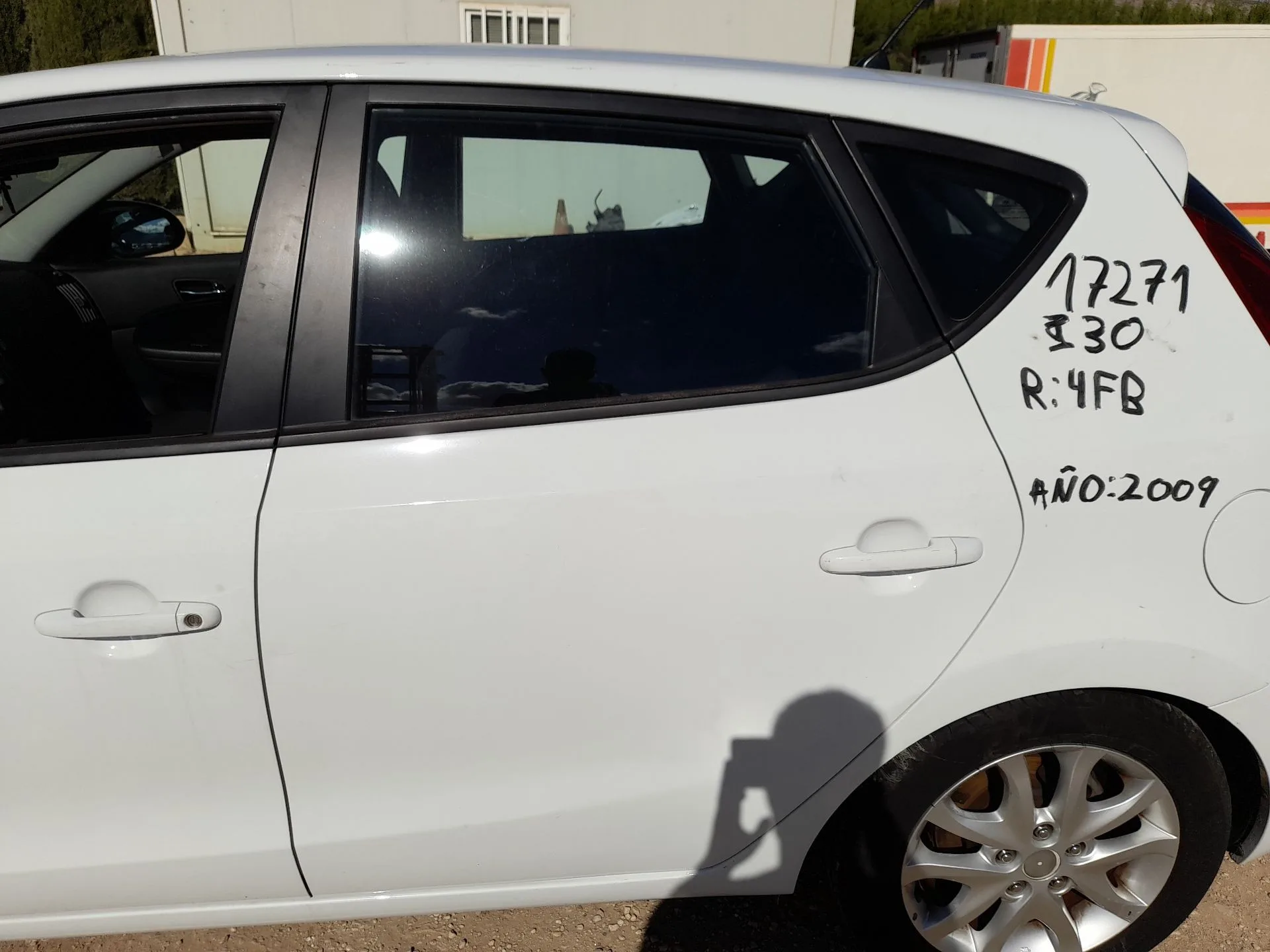 Puerta Trasera Izquierda para Hyundai I30 (Fd)