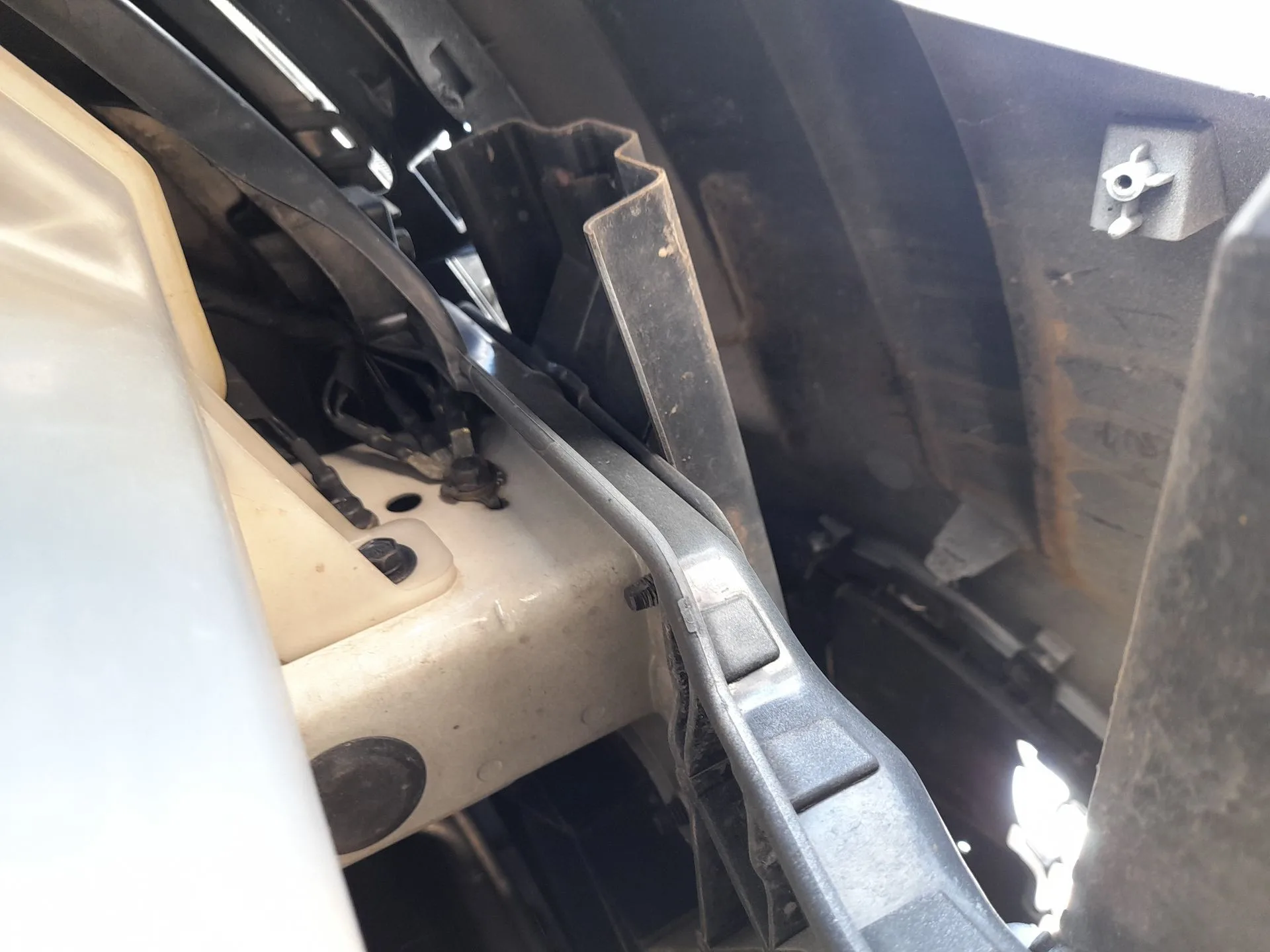 Refuerzo Paragolpes Delantero para Hyundai I30 (Fd)
