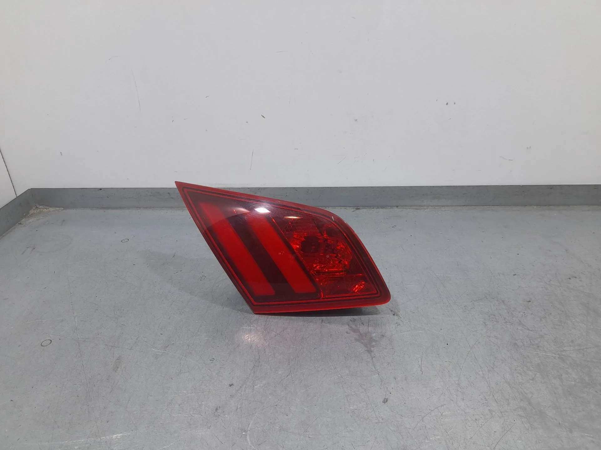 Piloto Trasero Izquierdo Interior para Peugeot 308 Ii (Lb_, Lp_, Lw_, Lh_, L3_)