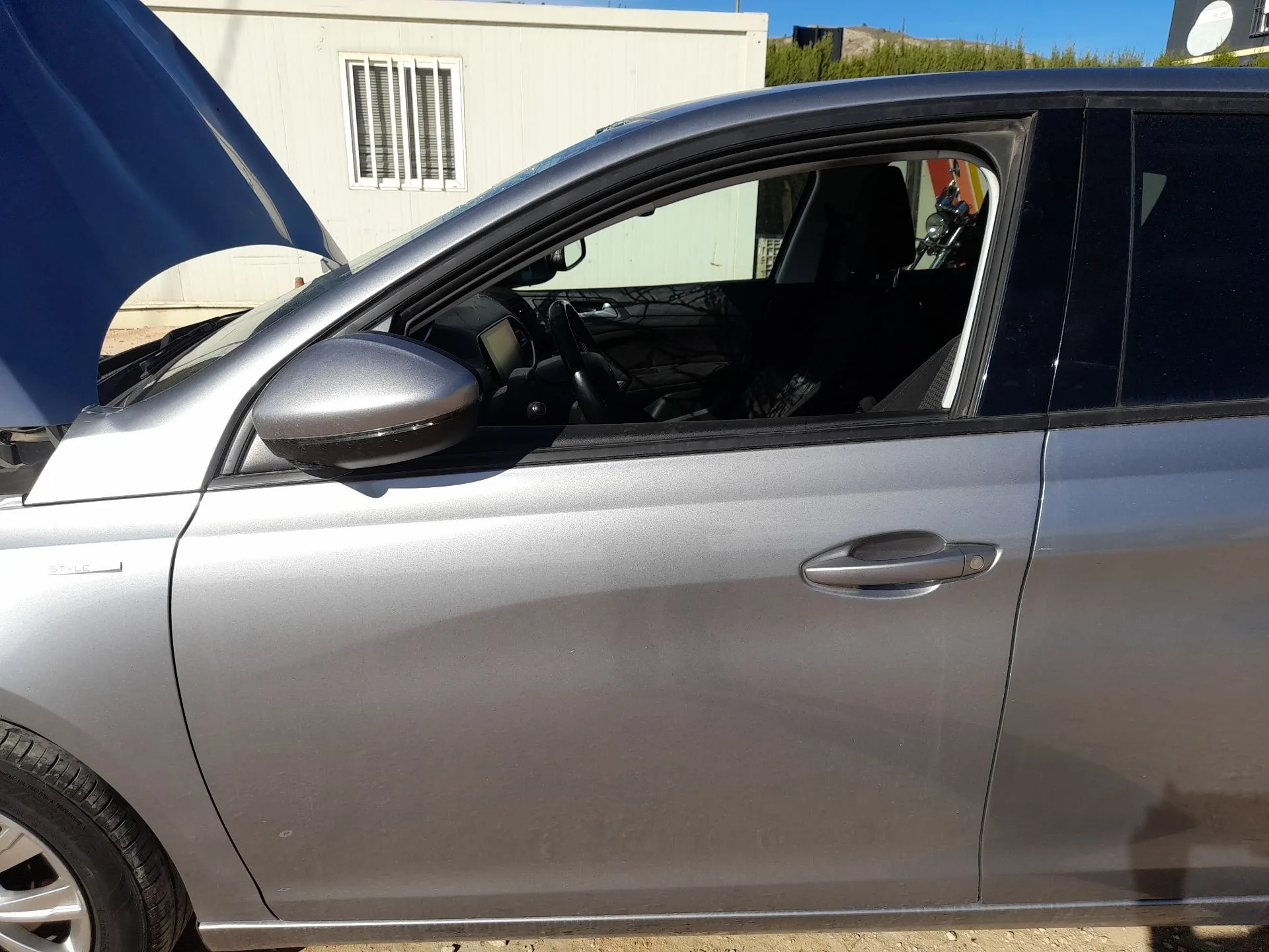 Puerta Delantera Izquierda para Peugeot 308 Ii (Lb_, Lp_, Lw_, Lh_, L3_)
