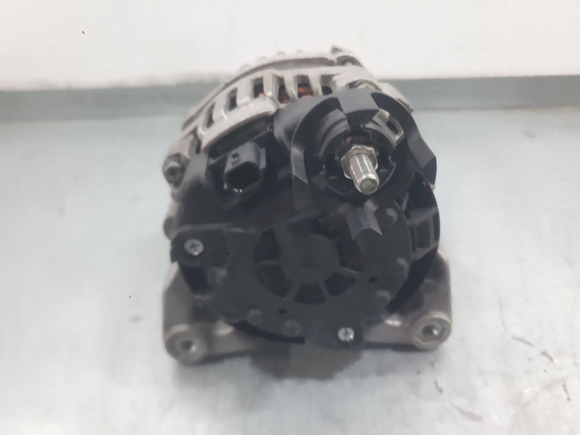 Alternador para Nissan Micra V (K14)