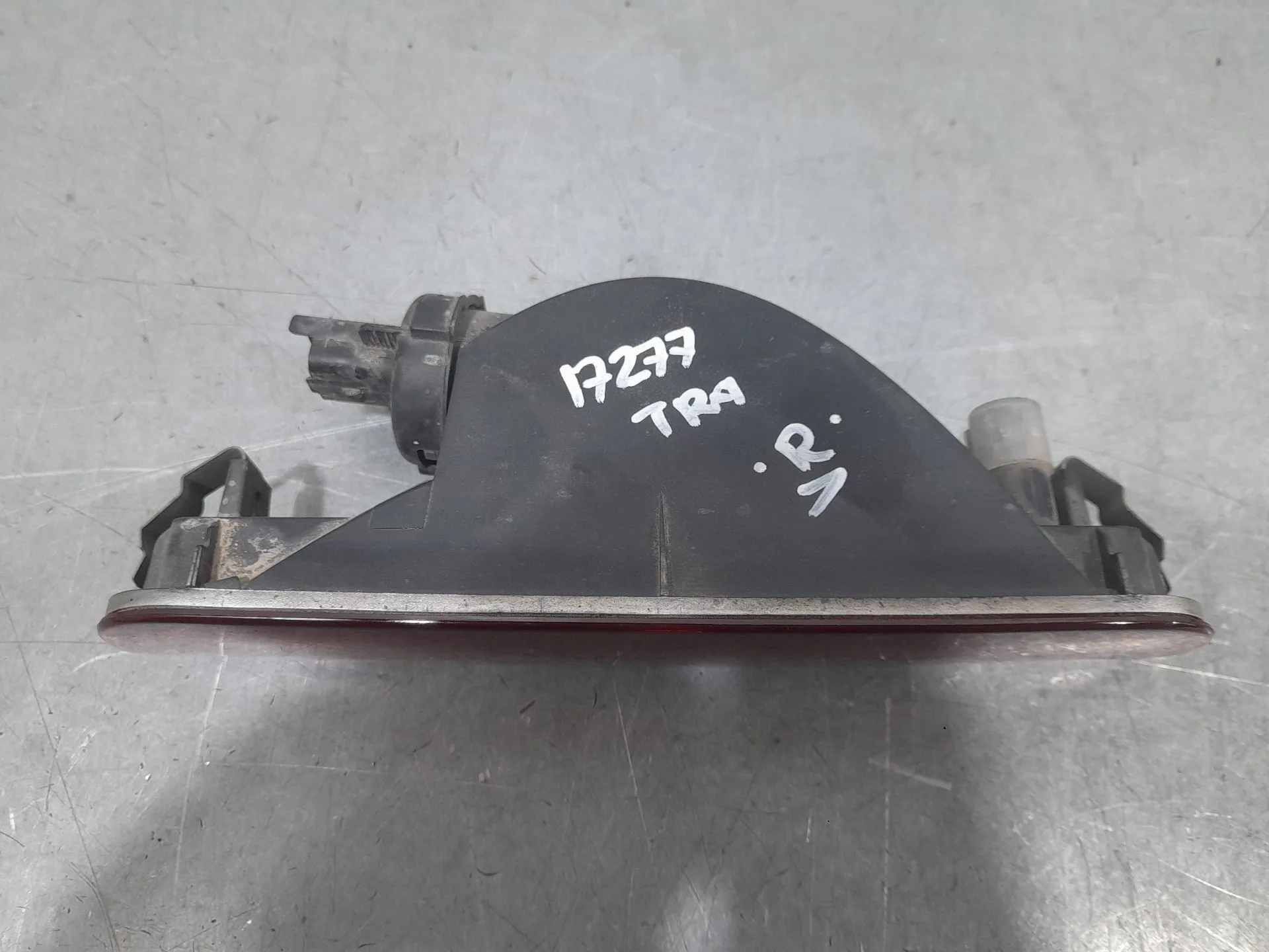 Piloto Trasero Central para Nissan Micra V (K14)