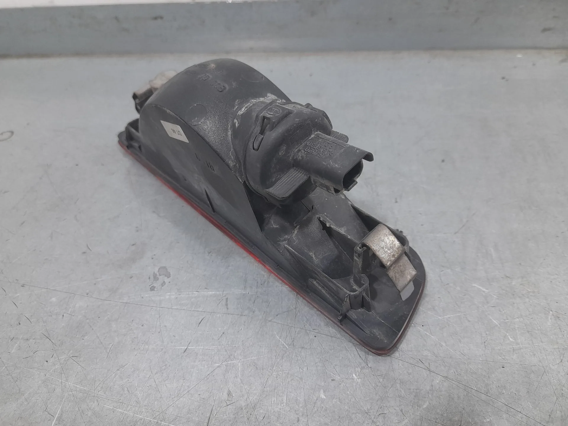 Piloto Trasero Central para Nissan Micra V (K14)