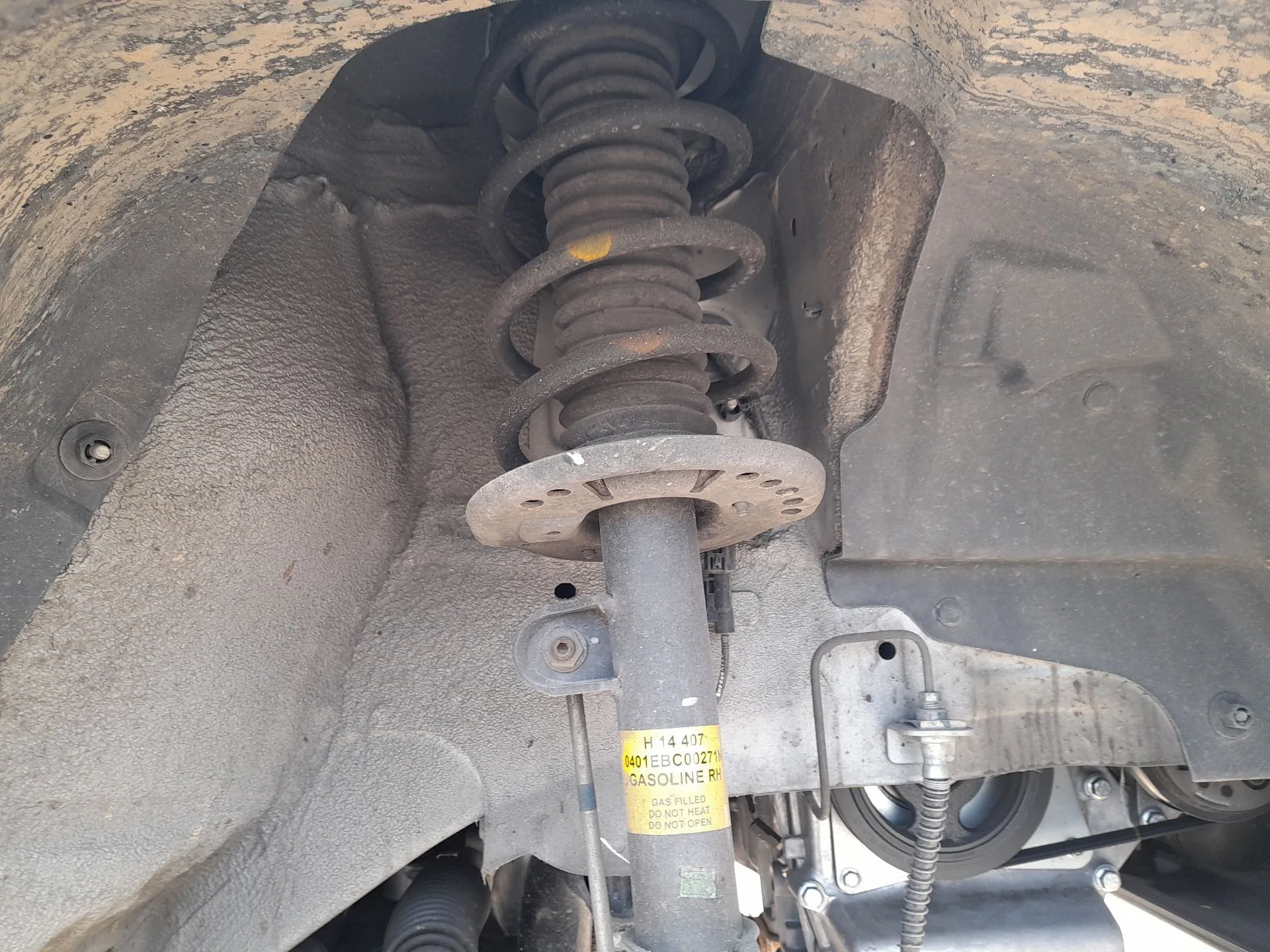 Amortiguador Delantero Derecho para Mahindra Kuv 100 Nxt