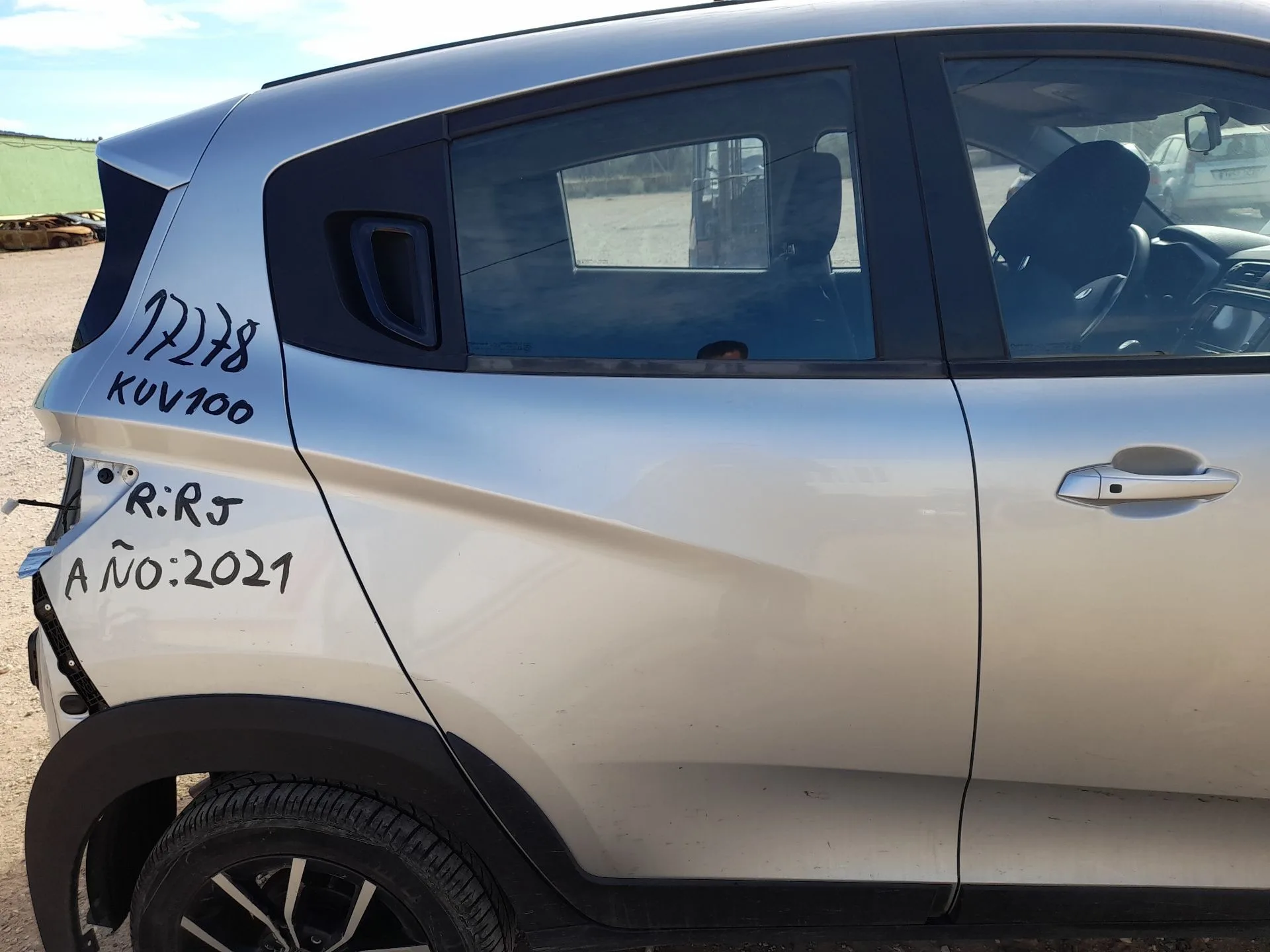 Puerta Trasera Derecha para Mahindra Kuv 100 Nxt