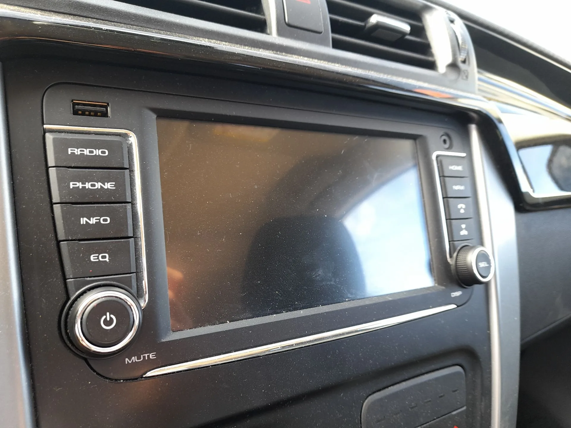 Sistema Navegacion Gps para Mahindra Kuv 100 Nxt