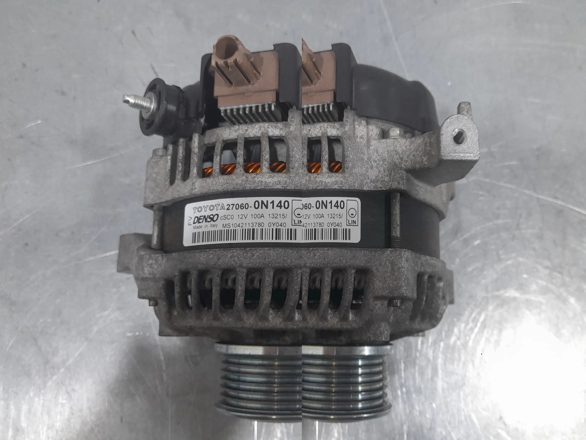 Alternador para Toyota Auris (_E18_)
