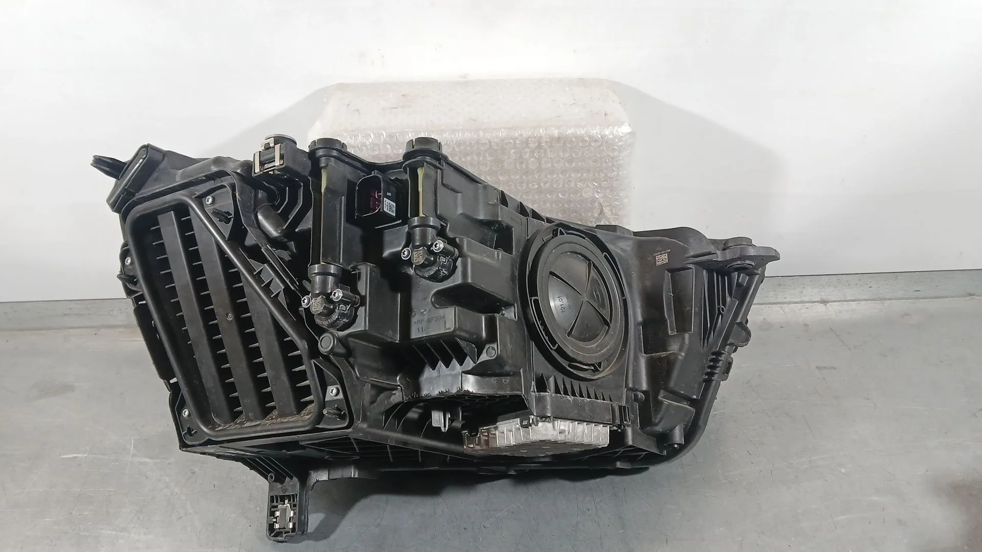 Faro Izquierdo para Audi Q3 Sportback (F3N)
