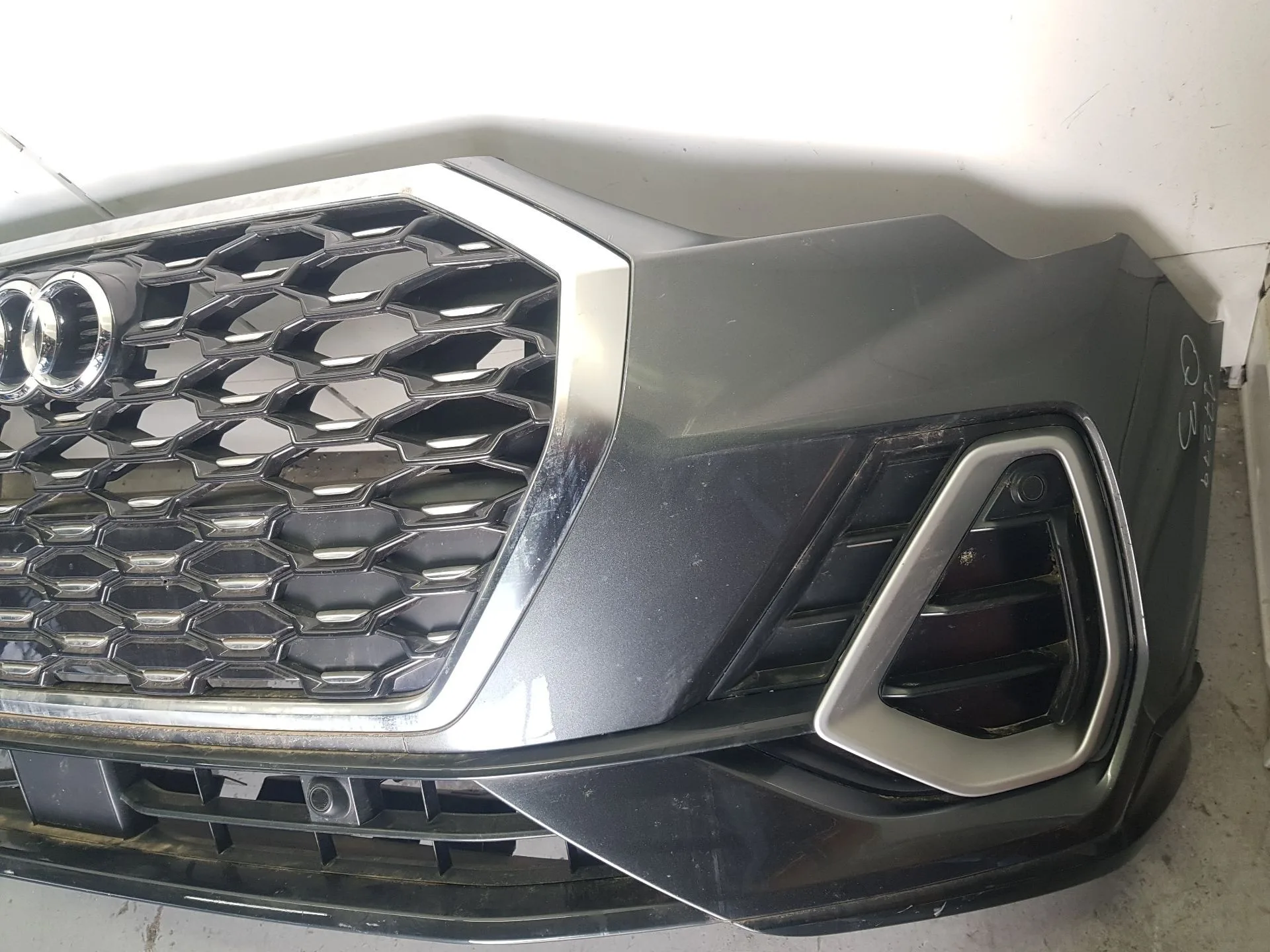 Paragolpes Delantero para Audi Q3 Sportback (F3N)