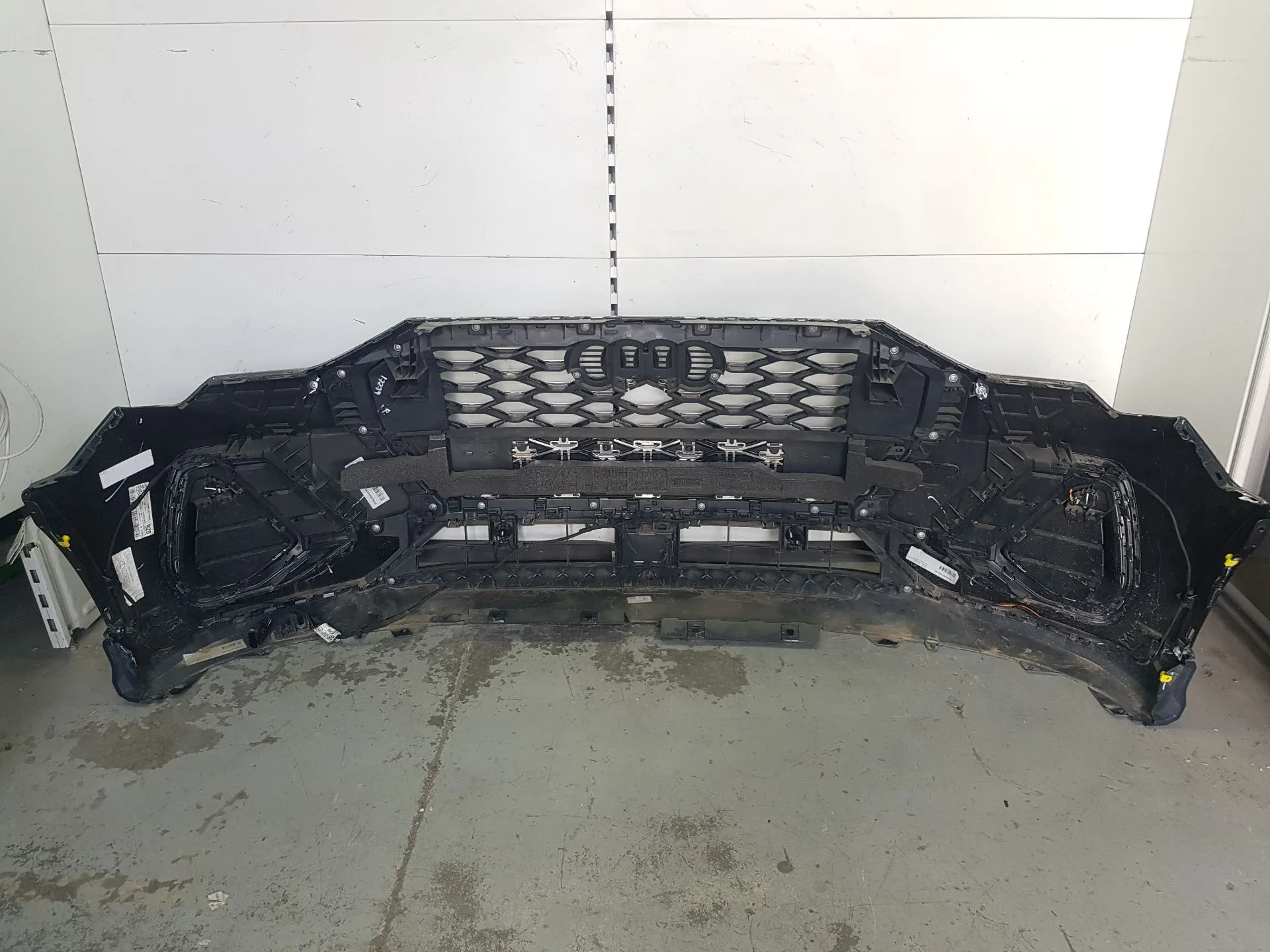 Paragolpes Delantero para Audi Q3 Sportback (F3N)