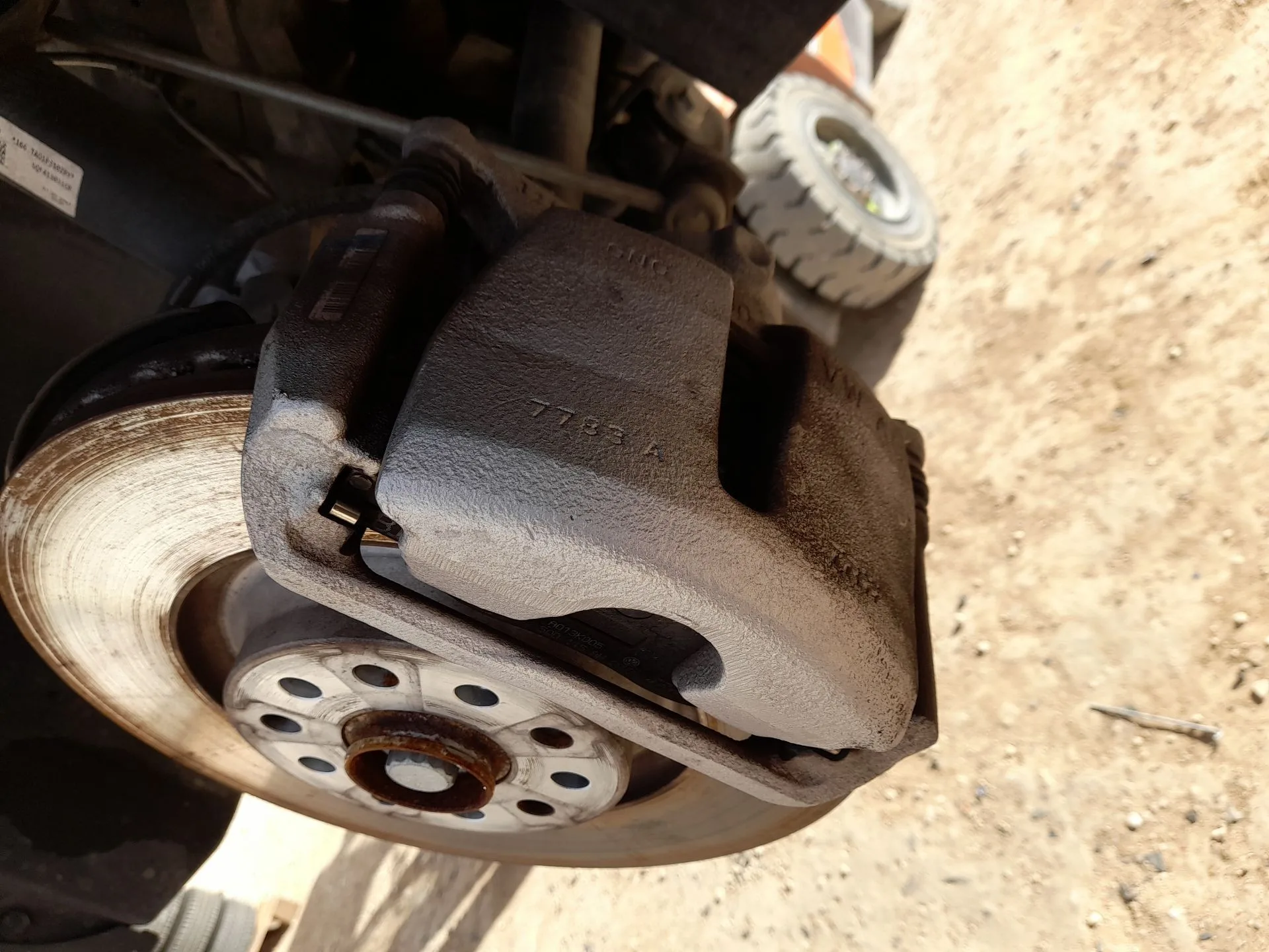 Pinza Freno Delantera Derecha para Audi Q3 Sportback (F3N)
