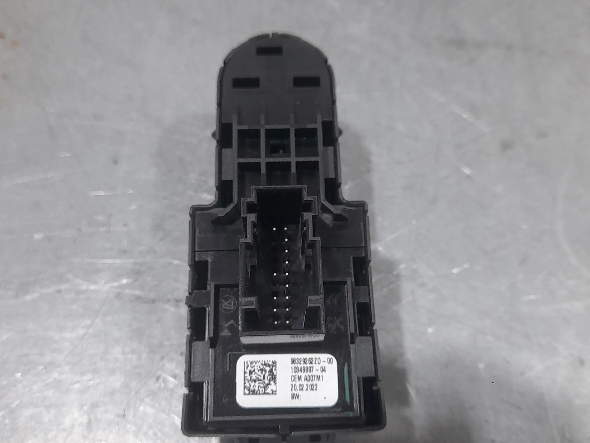 Mando Elevalunas Delantero Izquierdo para Peugeot 208 Ii (Ub_, Up_, Uw_, Uj_)
