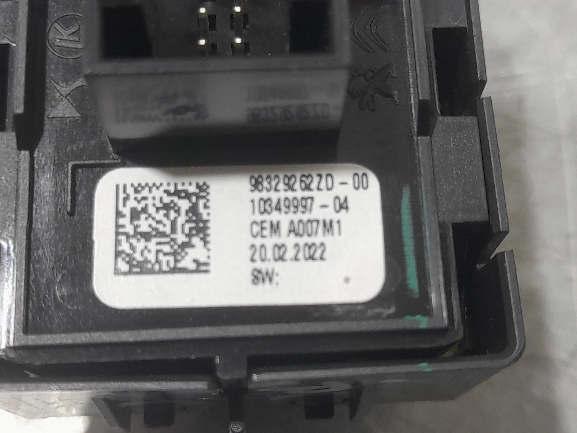 Mando Elevalunas Delantero Izquierdo para Peugeot 208 Ii (Ub_, Up_, Uw_, Uj_)