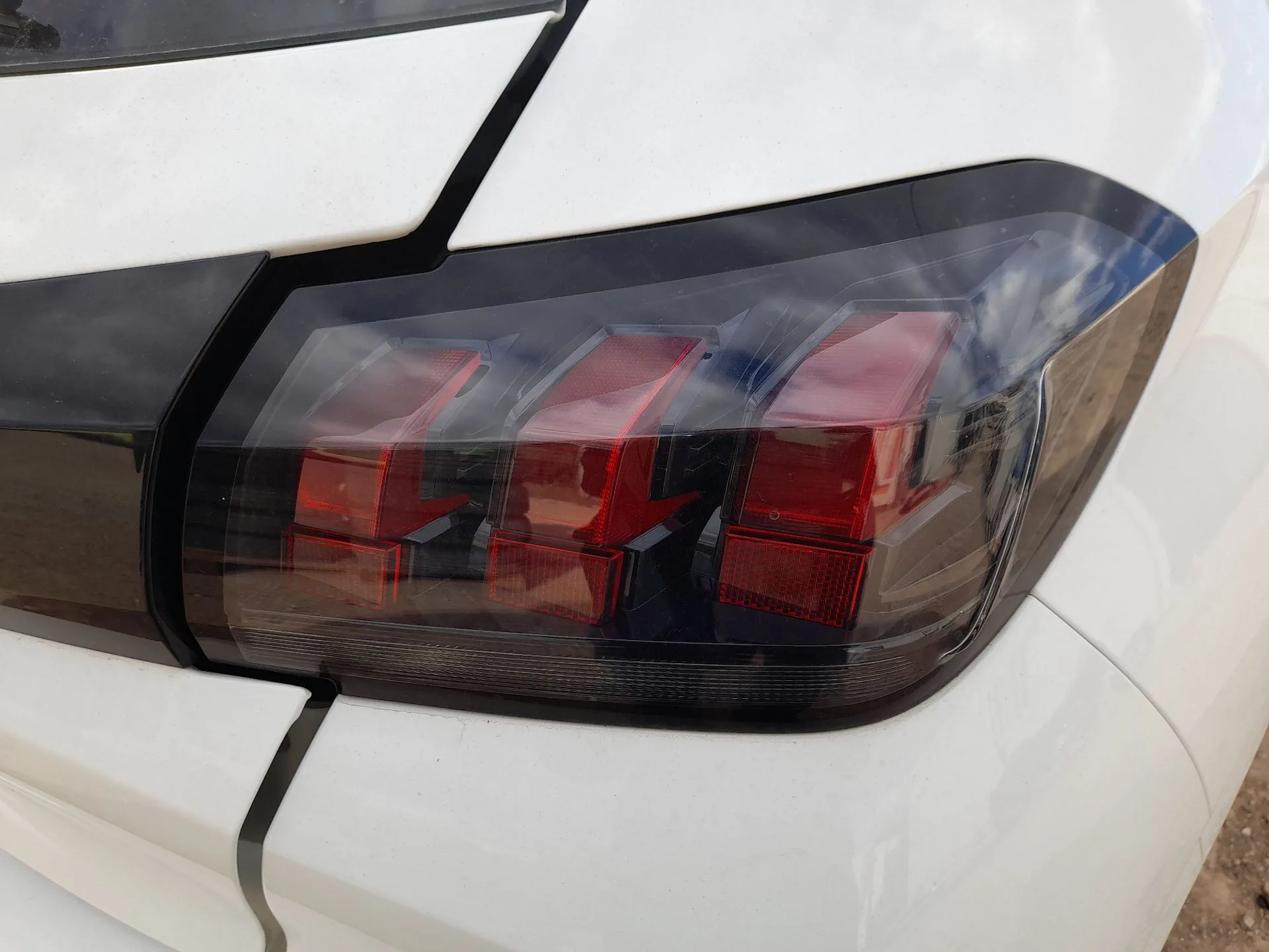 Piloto Trasero Derecho para Peugeot 208 Ii (Ub_, Up_, Uw_, Uj_)