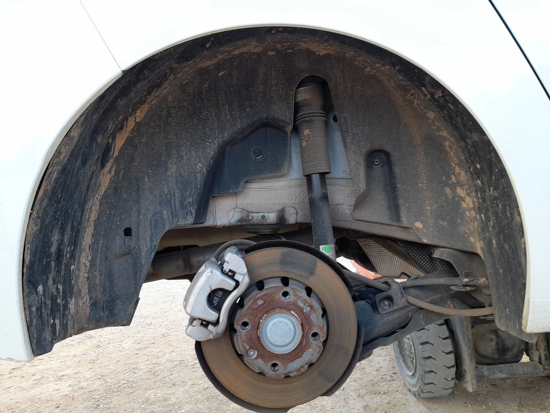 Plastico Pase Rueda Tras. Dch. para Peugeot 208 Ii (Ub_, Up_, Uw_, Uj_)