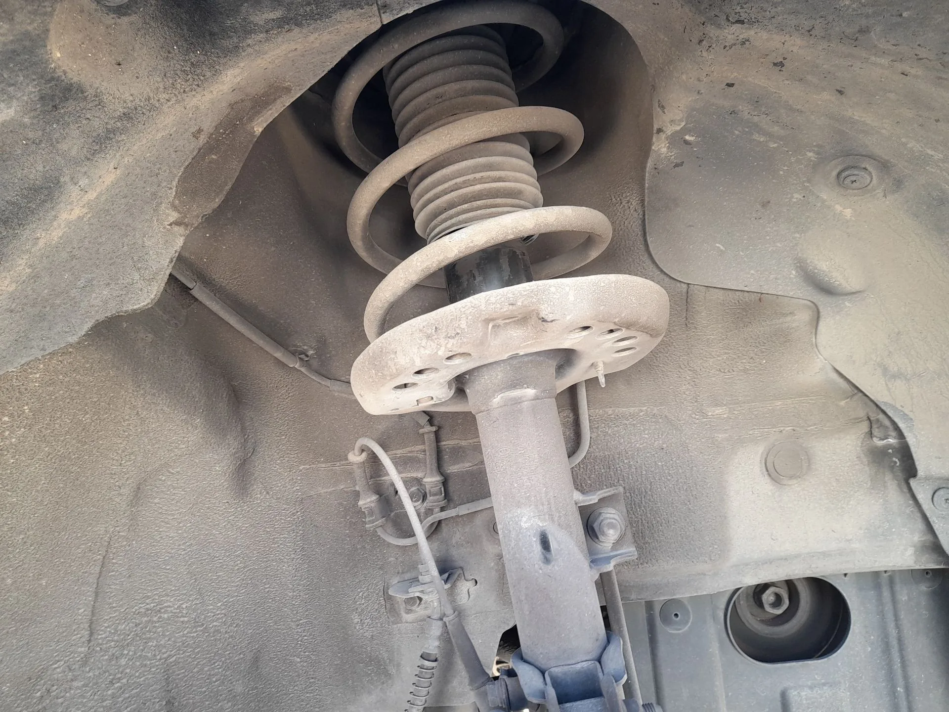 Amortiguador Delantero Derecho para Hyundai I40 I (Vf)