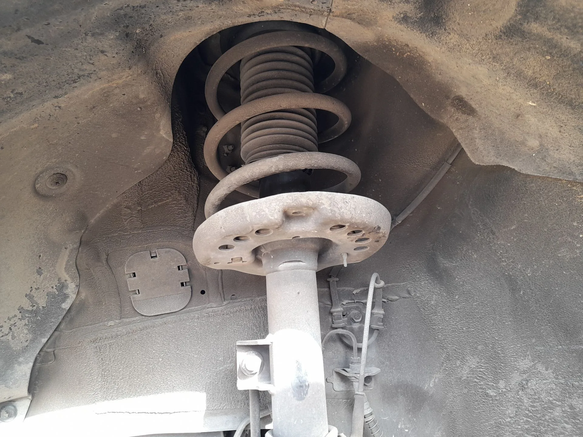 Amortiguador Delantero Izquierdo para Hyundai I40 I (Vf)