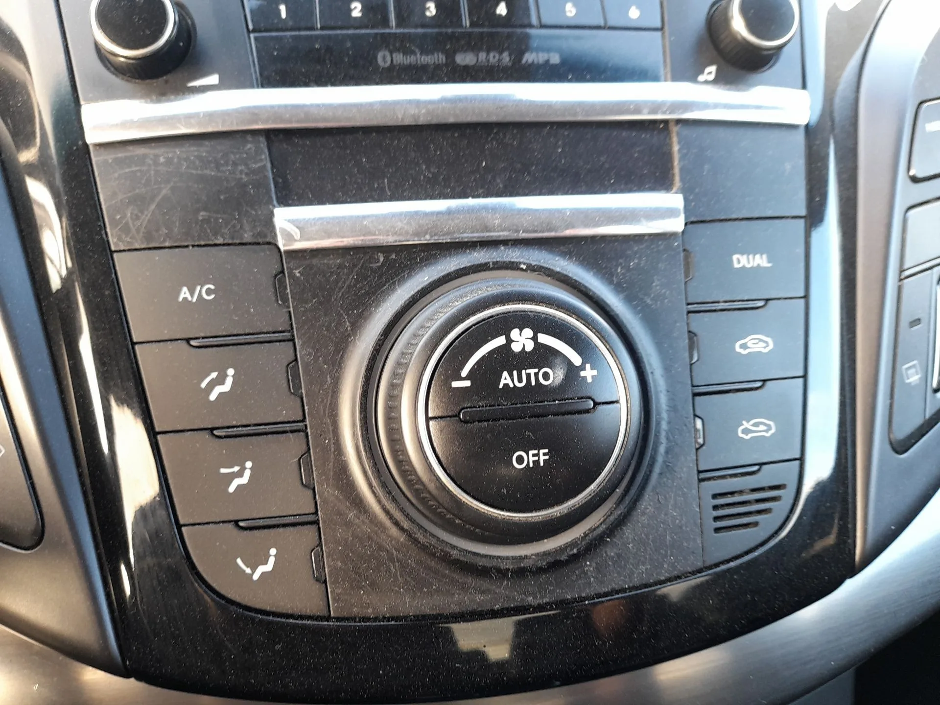 Mando Climatizador para Hyundai I40 I (Vf)
