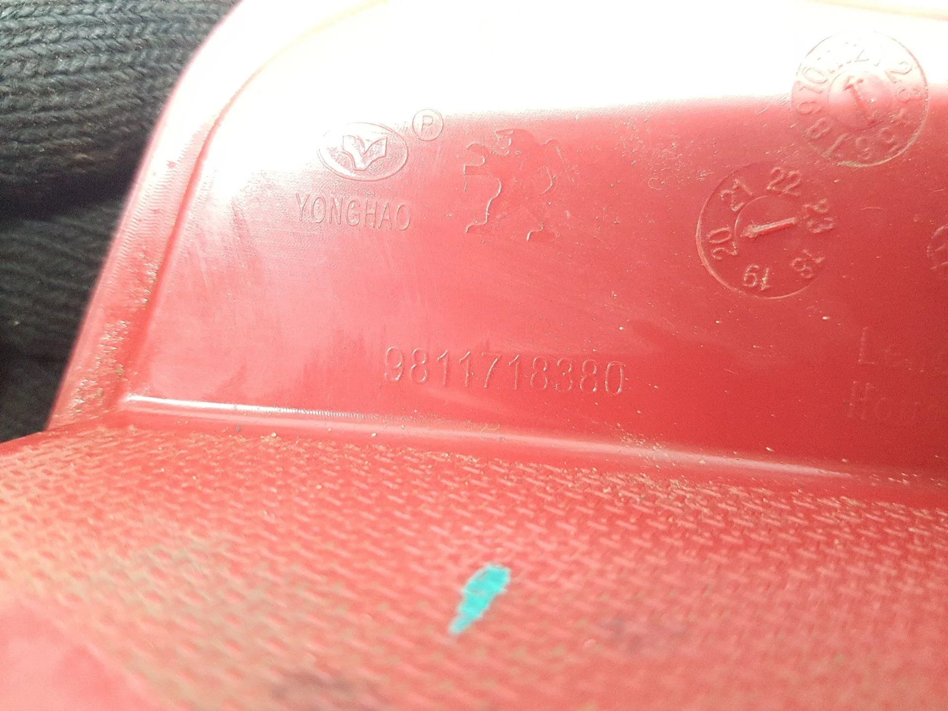 Piloto Trasero Derecho Paragolpes para Peugeot 3008