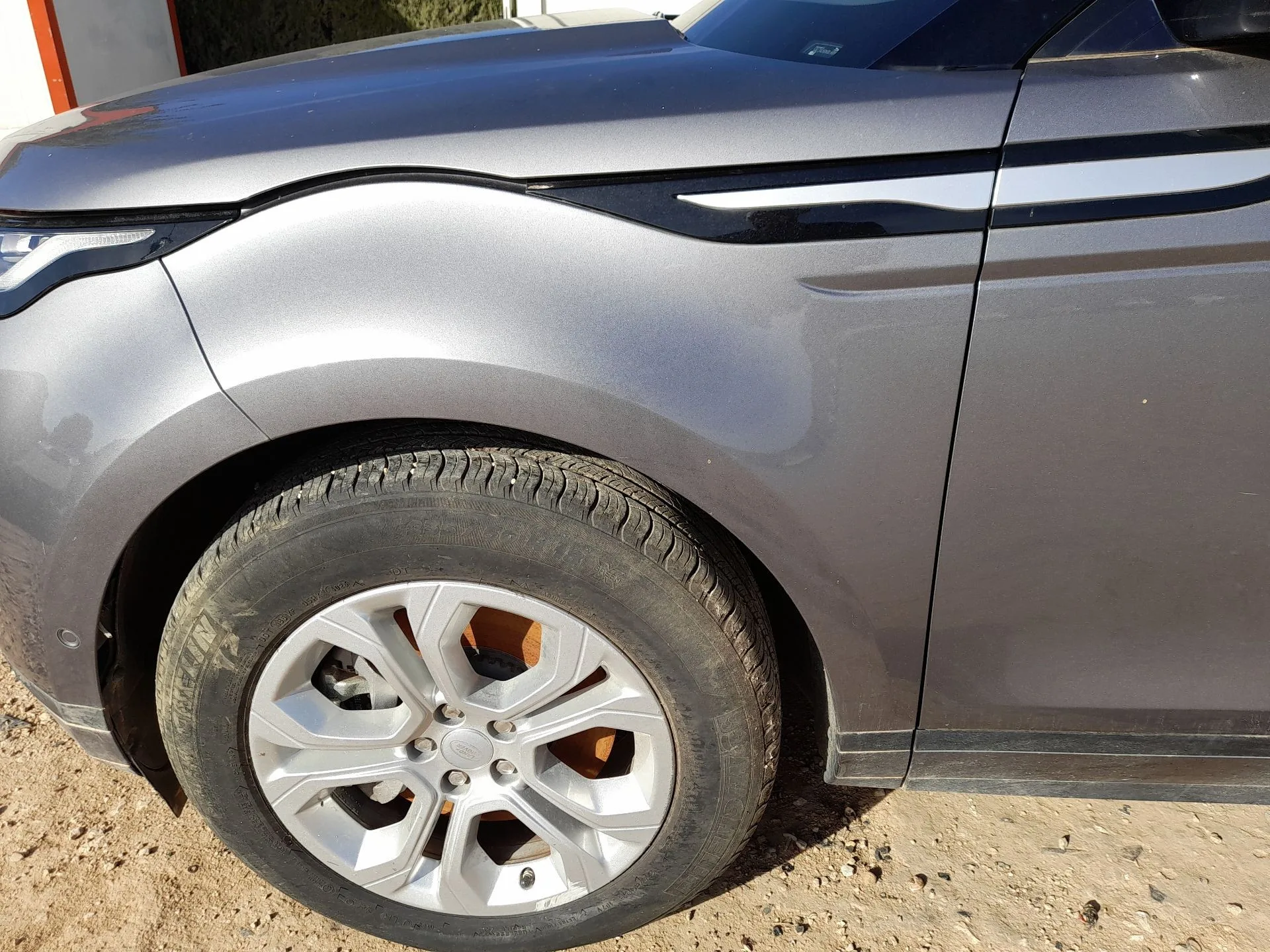 Aleta Delantera Izquierda para Land Rover Range Rover Evoque (L551)