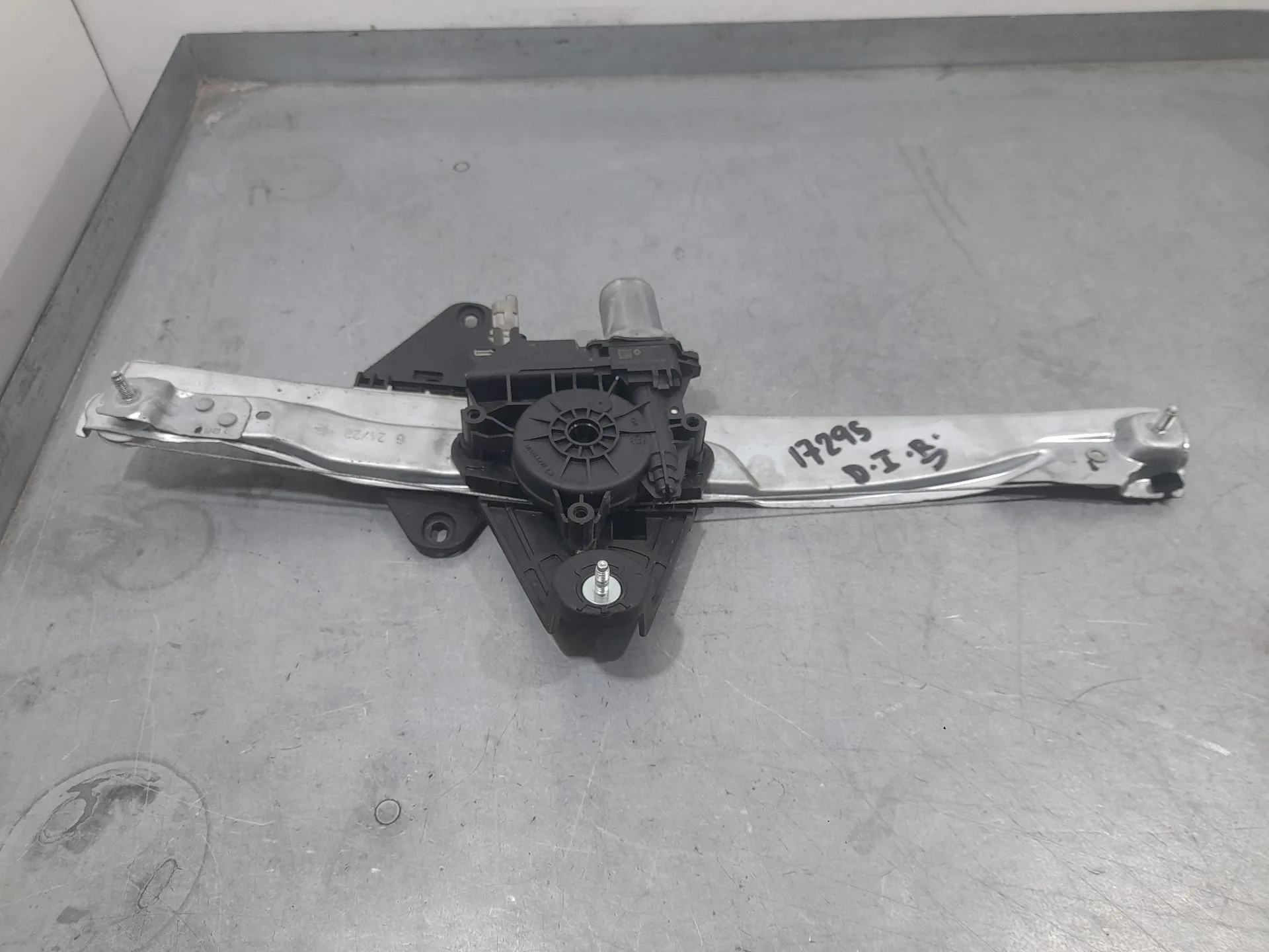 Elevalunas Delantero Izquierdo para Dacia Sandero Iii