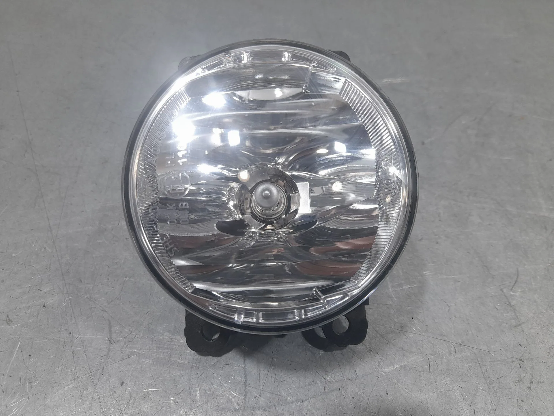 Faro Antiniebla Izquierdo para Dacia Sandero Iii