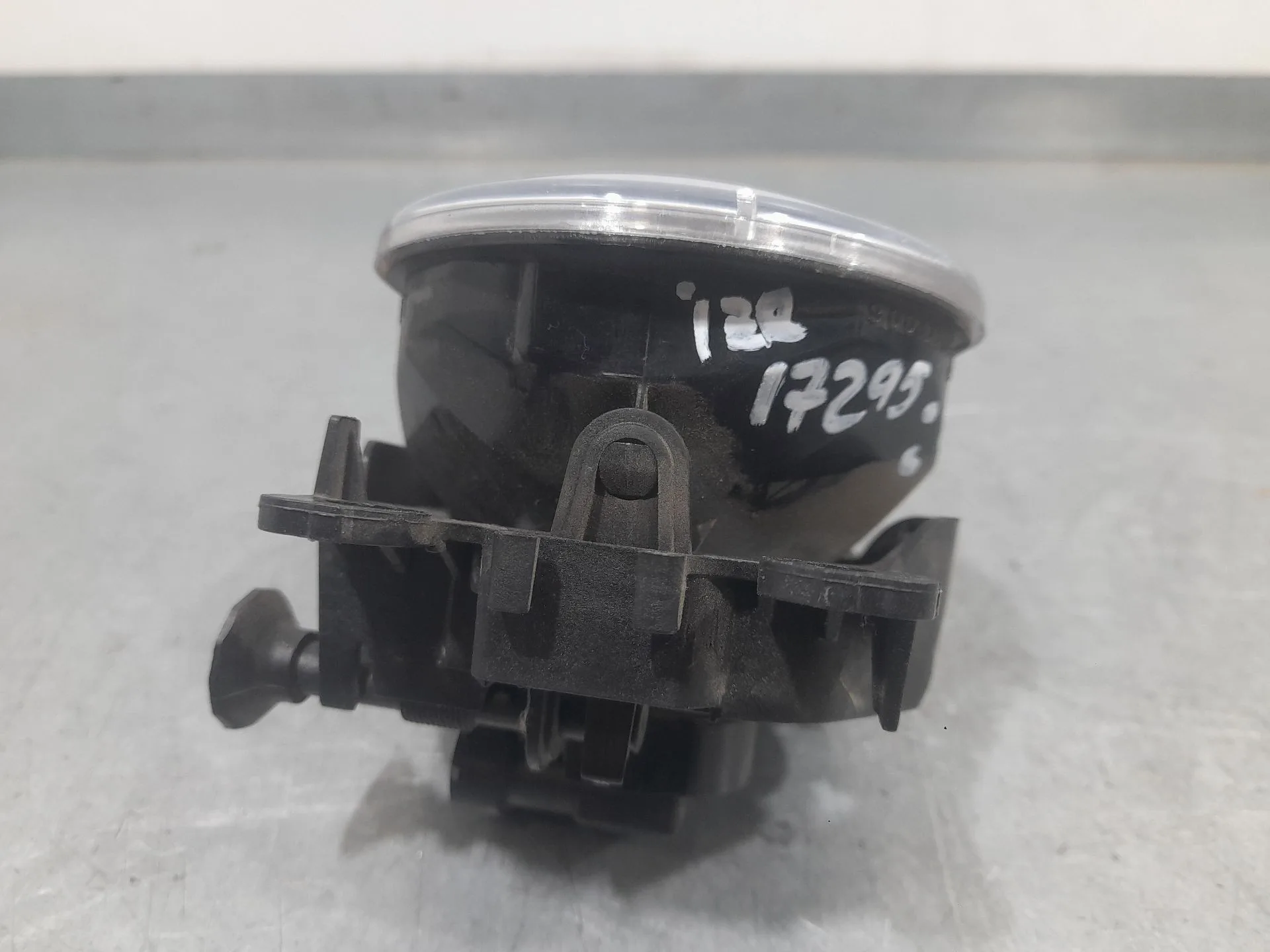 Faro Antiniebla Izquierdo para Dacia Sandero Iii