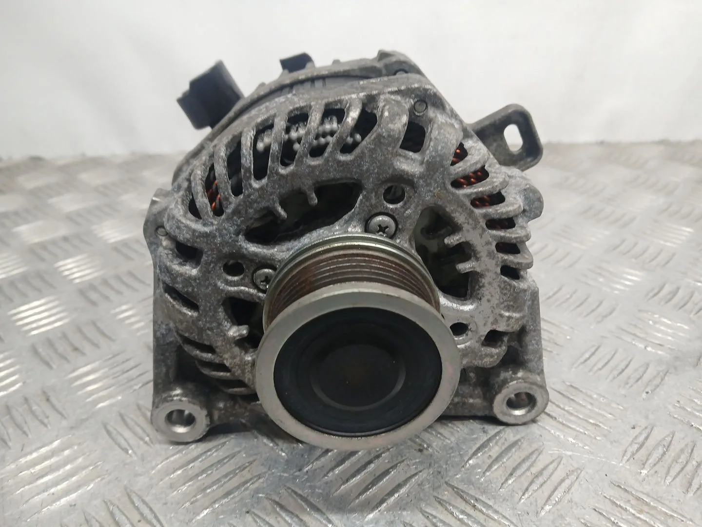 Alternador para Citroën C4 Iii (Ba_, Bb_, Bc_)
