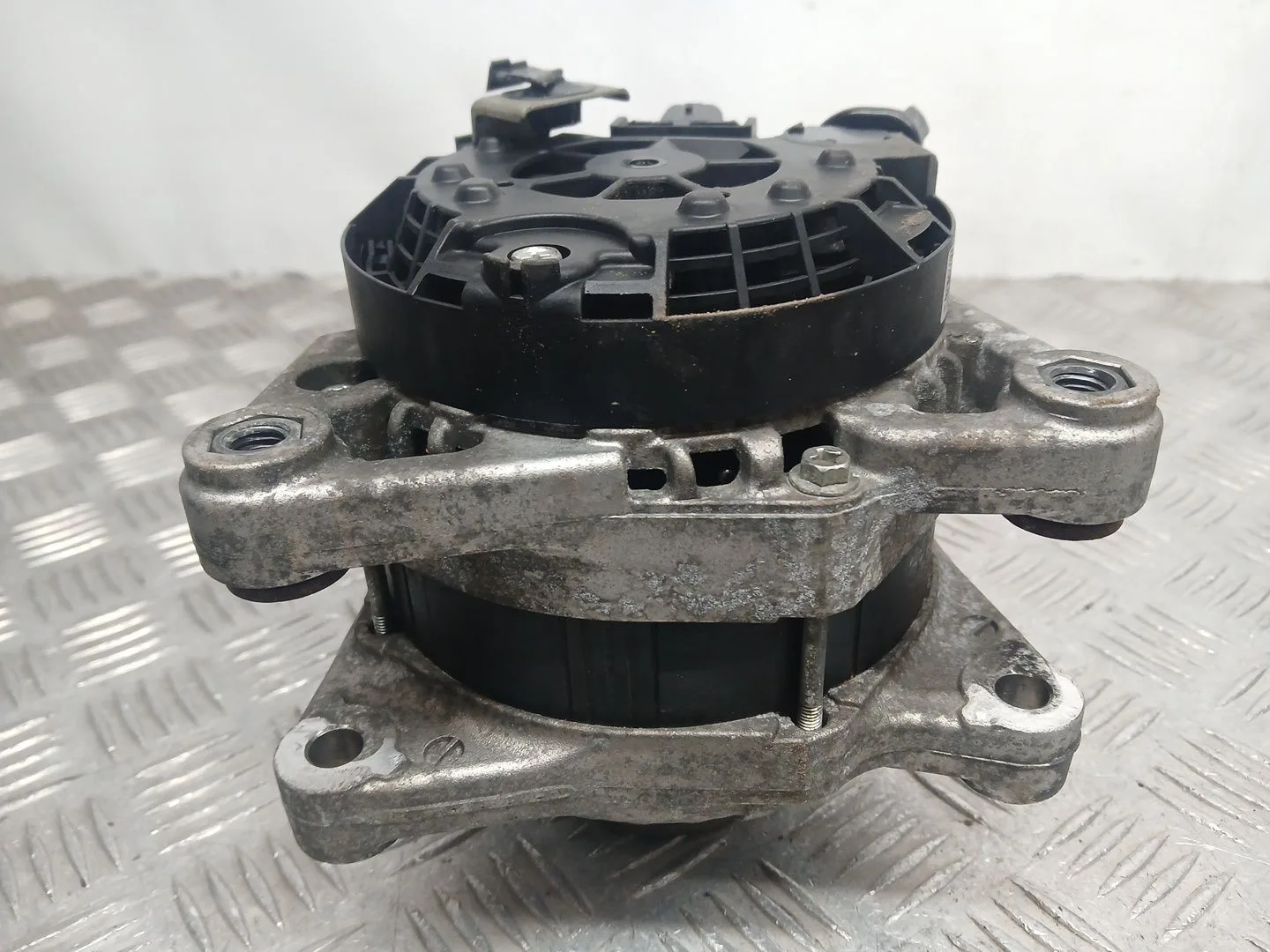 Alternador para Citroën C4 Iii (Ba_, Bb_, Bc_)