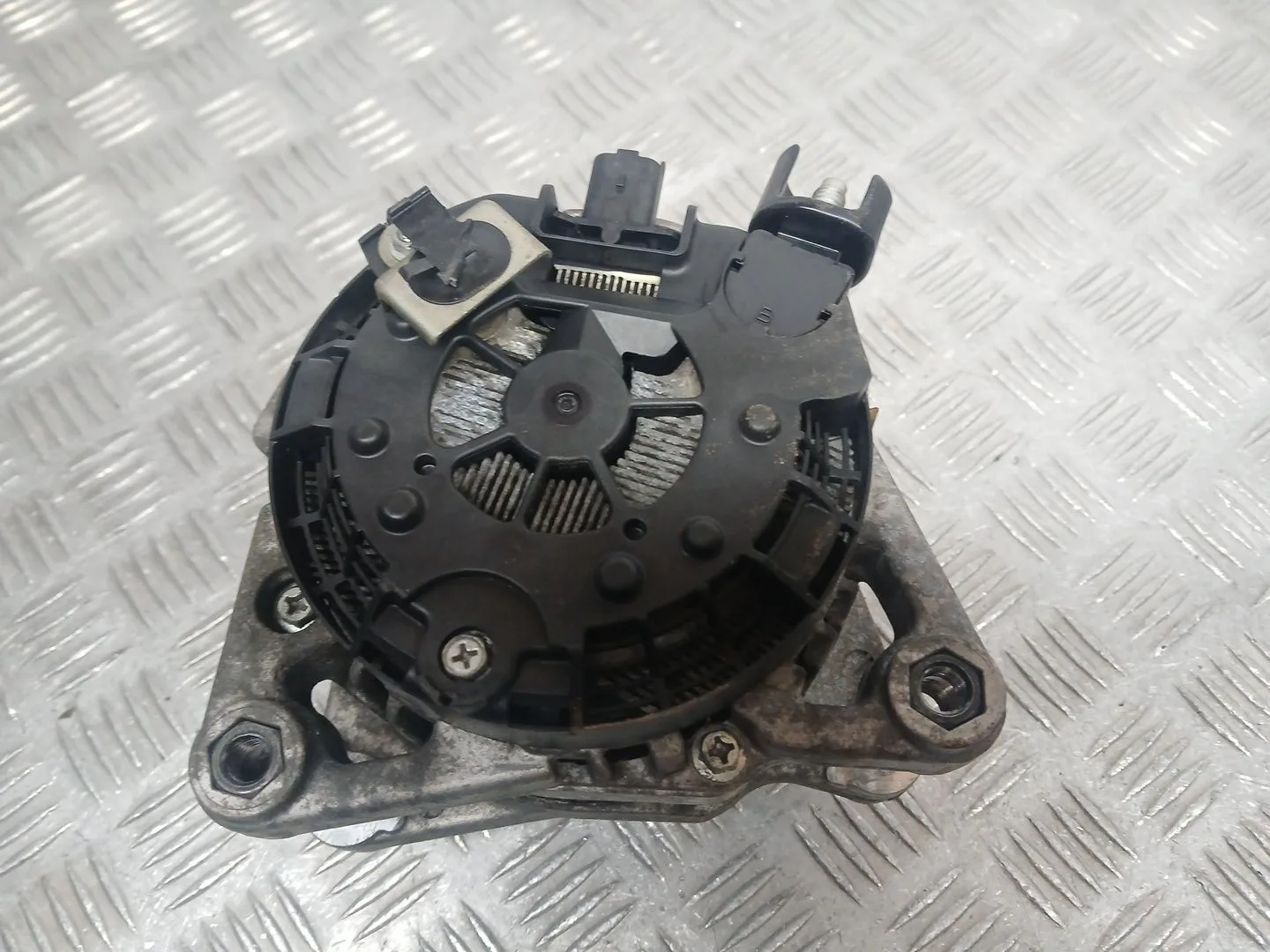 Alternador para Citroën C4 Iii (Ba_, Bb_, Bc_)