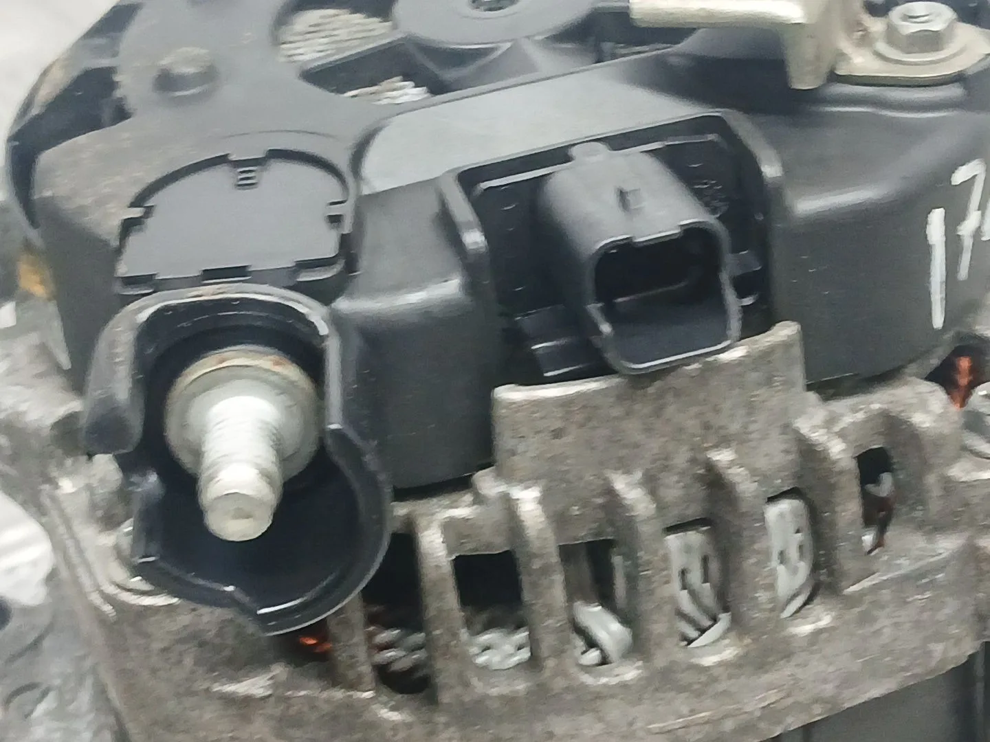 Alternador para Citroën C4 Iii (Ba_, Bb_, Bc_)