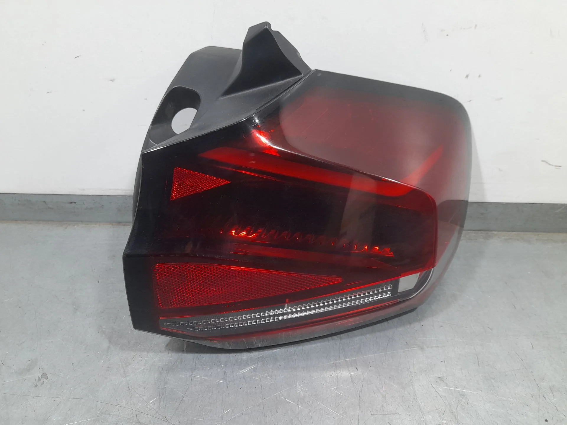 Piloto Trasero Derecho Exterior para Citroën C4 Iii (Ba_, Bb_, Bc_)