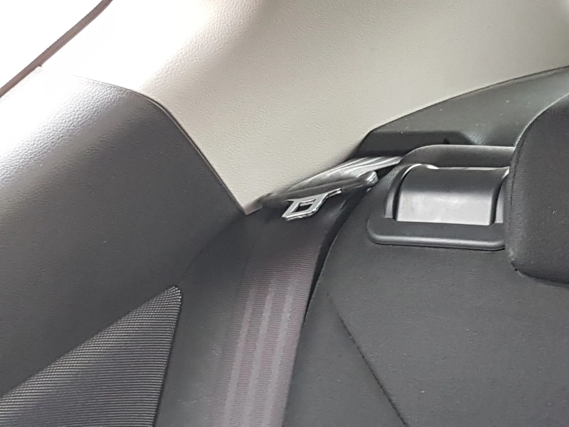 Cinturon Seguridad Trasero Derecho para Kia Cee'd (Jd)