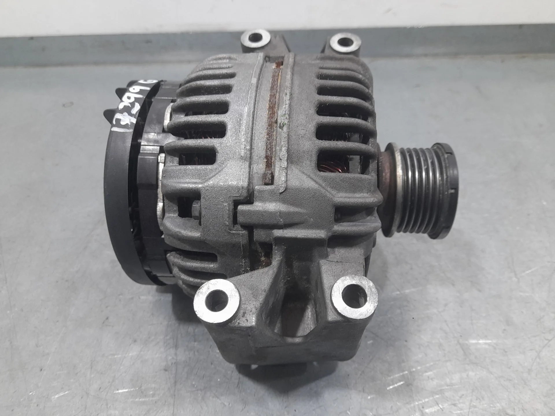 Alternador para Mercedes-Benz Vito / Mixto Furgoneta (W639)