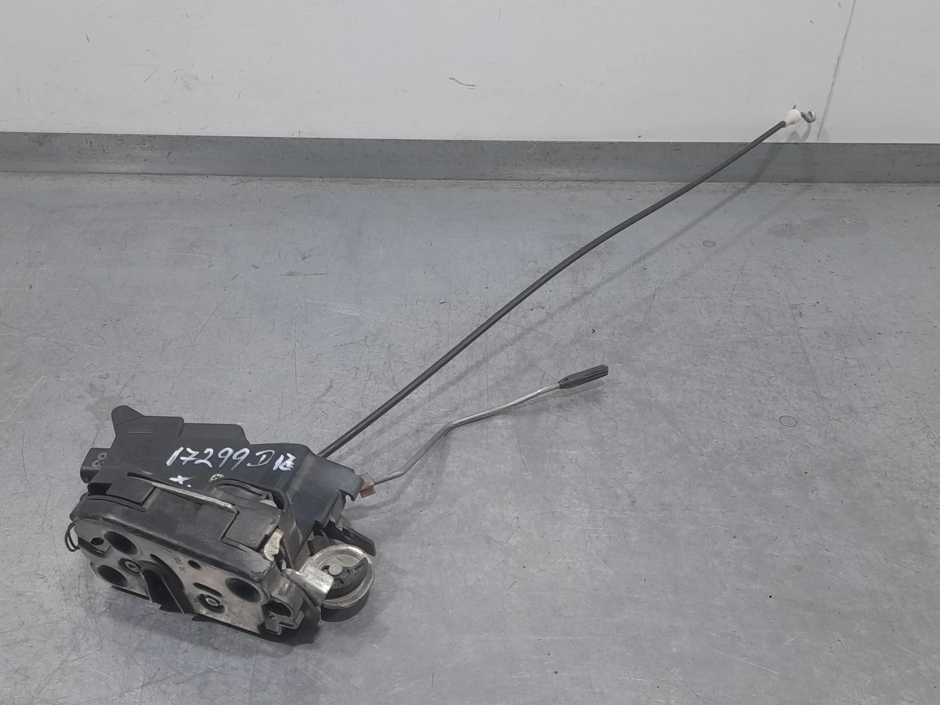 Cerradura Puerta Delantera Izquierda para Mercedes-Benz Vito / Mixto Furgoneta (W639)