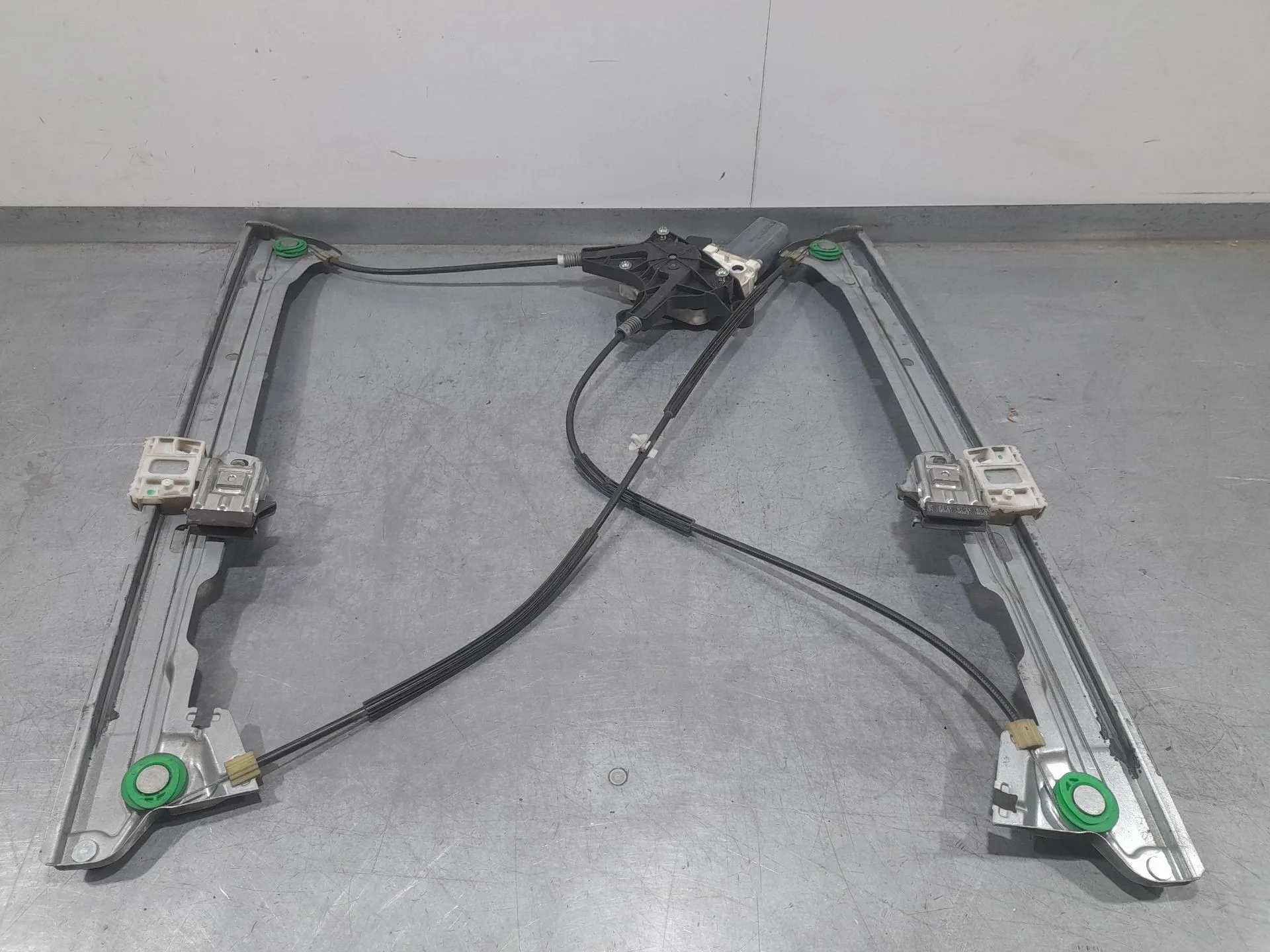 Elevalunas Delantero Derecho para Mercedes-Benz Vito / Mixto Furgoneta (W639)