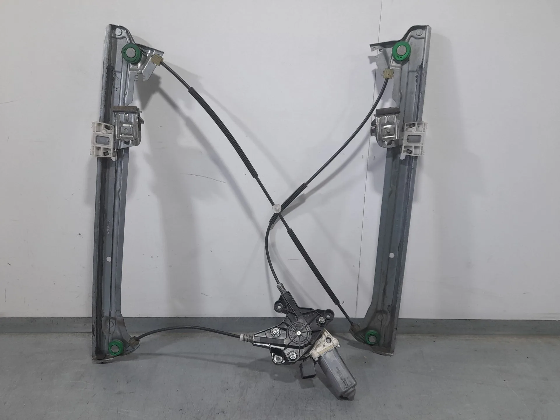 Elevalunas Delantero Izquierdo para Mercedes-Benz Vito / Mixto Furgoneta (W639)