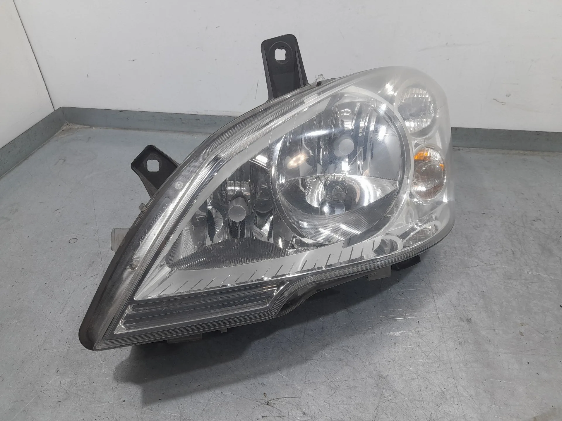 Faro Izquierdo para Mercedes-Benz Vito / Mixto Furgoneta (W639)