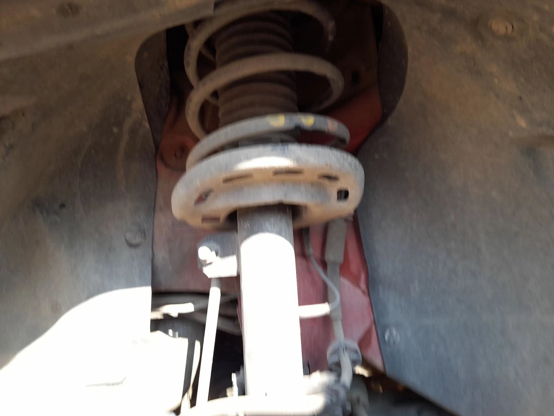 Amortiguador Delantero Izquierdo para Peugeot 208 I (Ca_, Cc_)